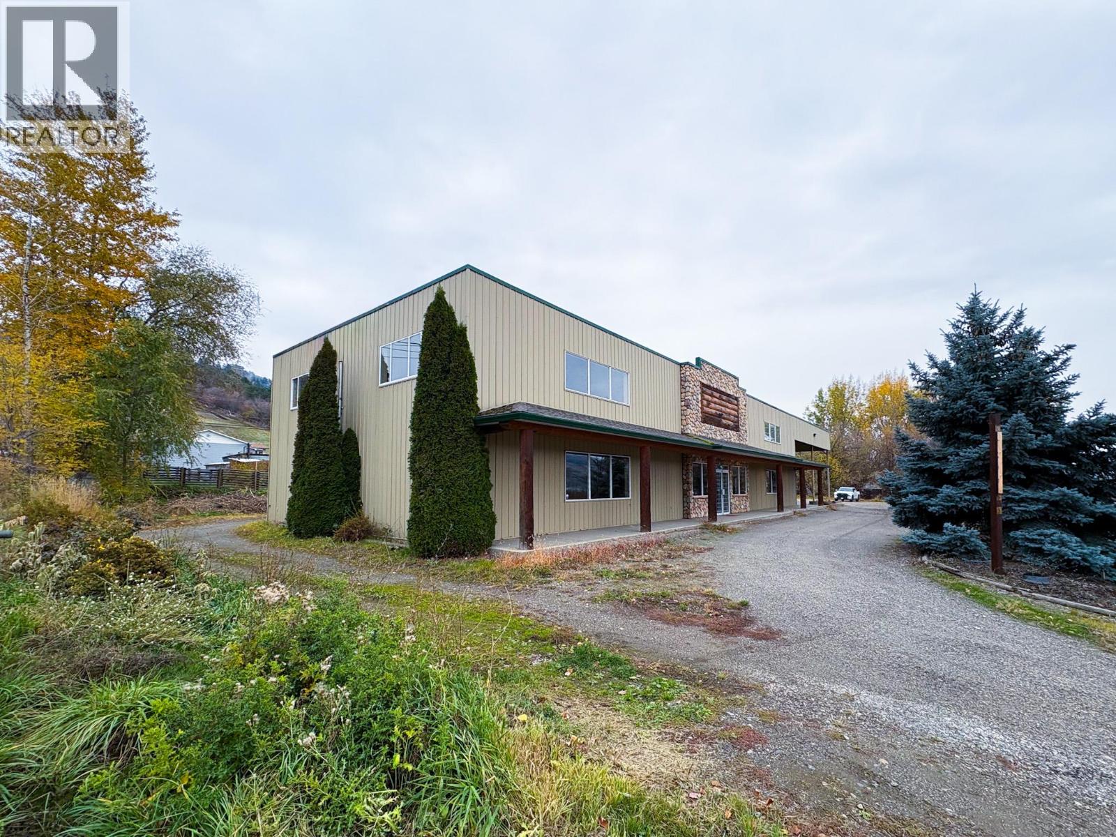 7851 97 Highway Property Photo 2