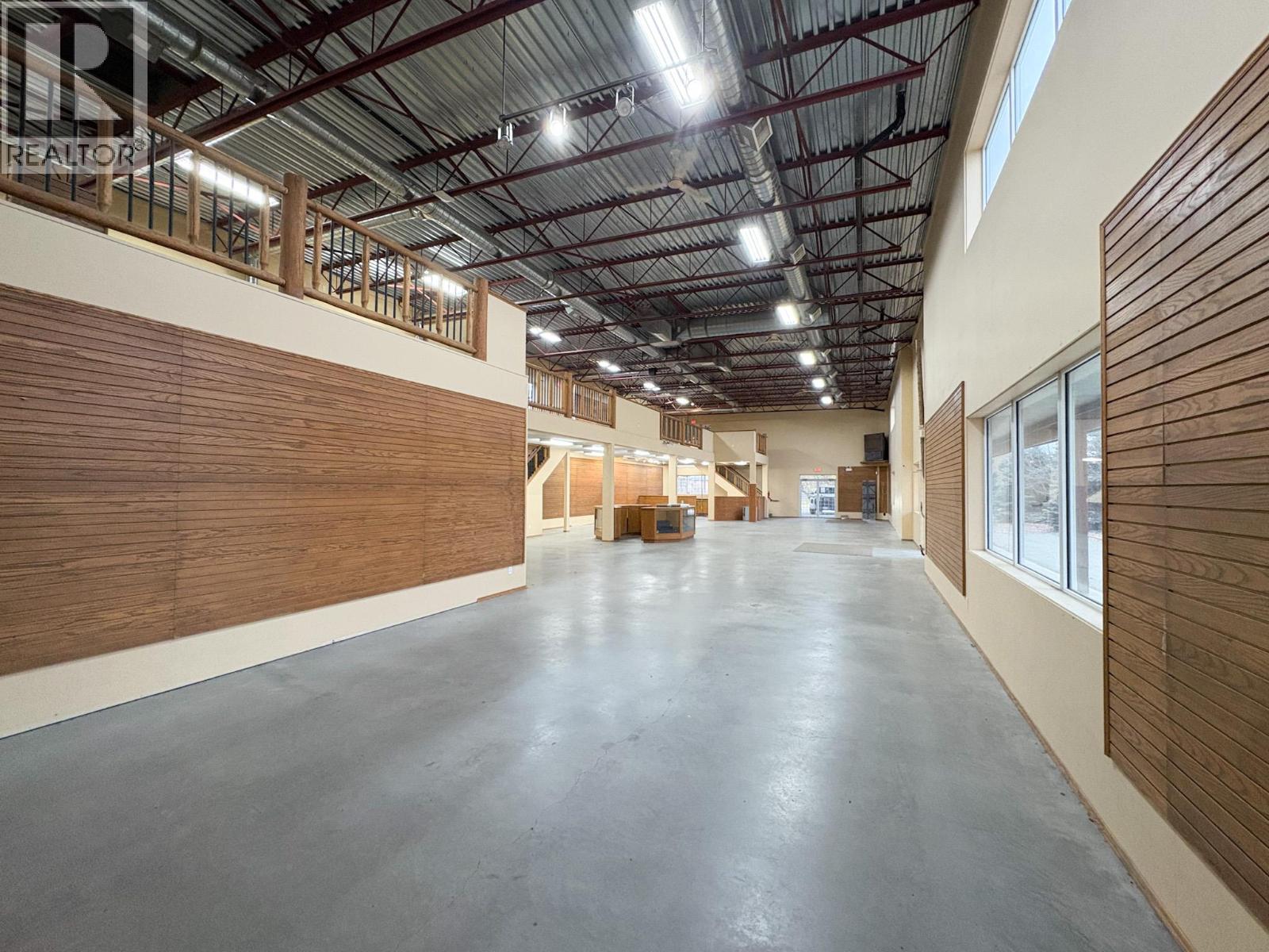 7851 97 Highway Property Photo 4
