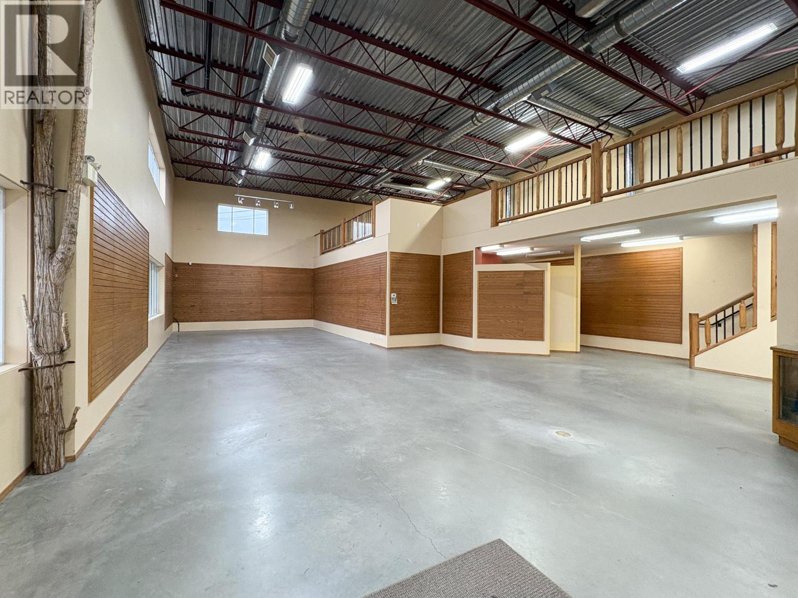 7851 97 Highway Property Photo 5