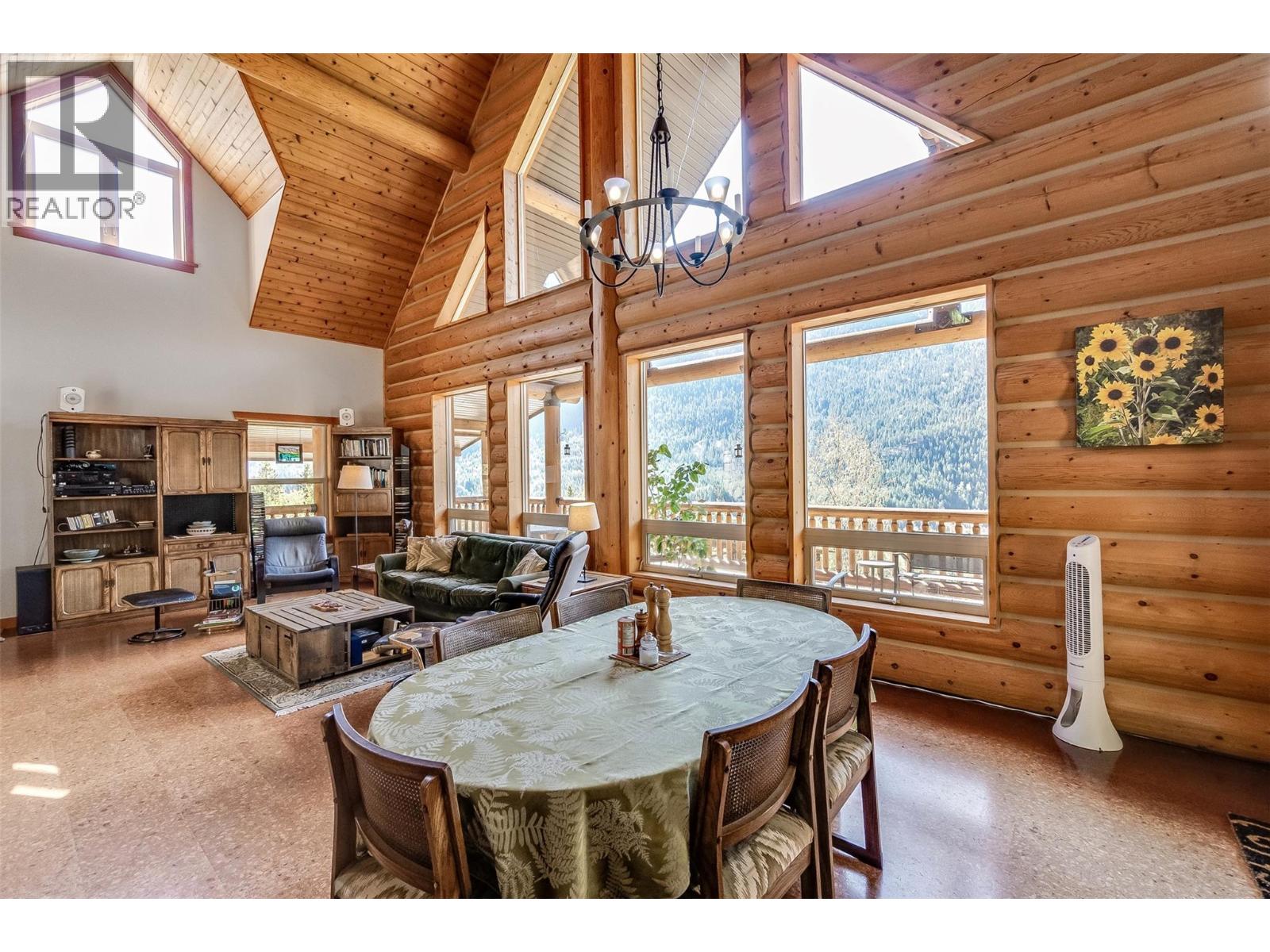 4761 Slocan River Road Property Photo 21