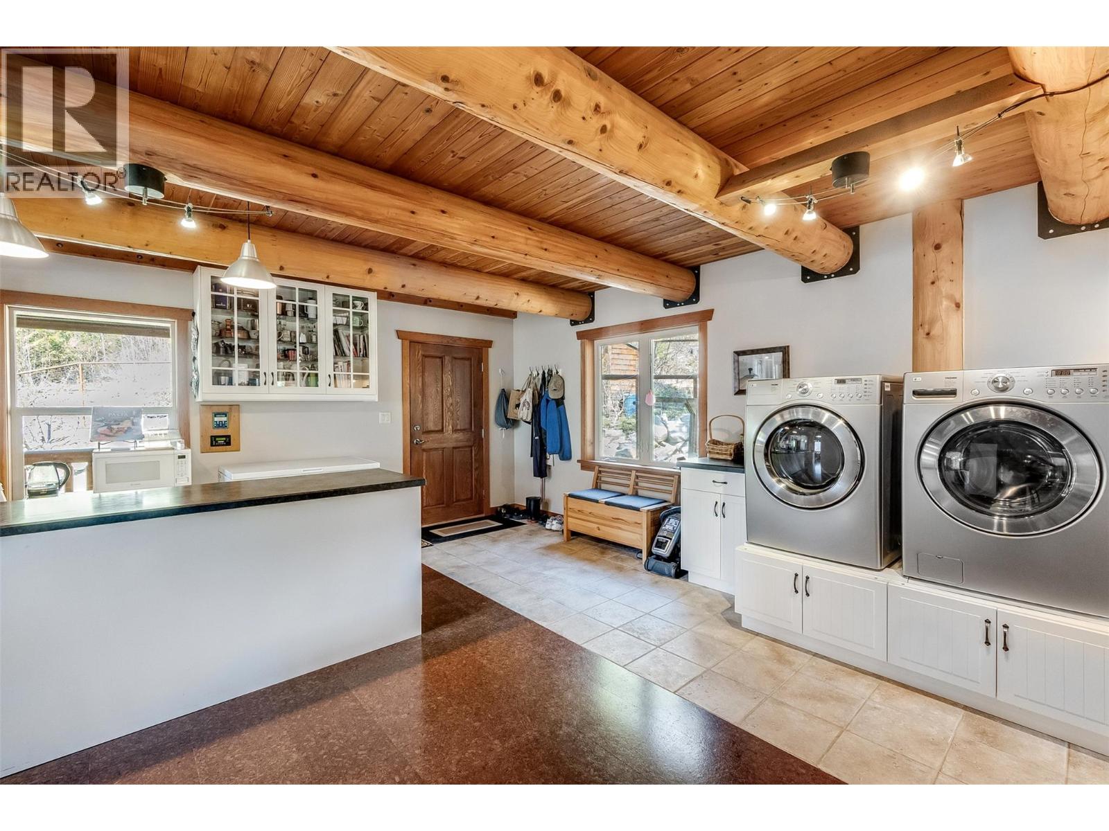 4761 Slocan River Road Property Photo 25
