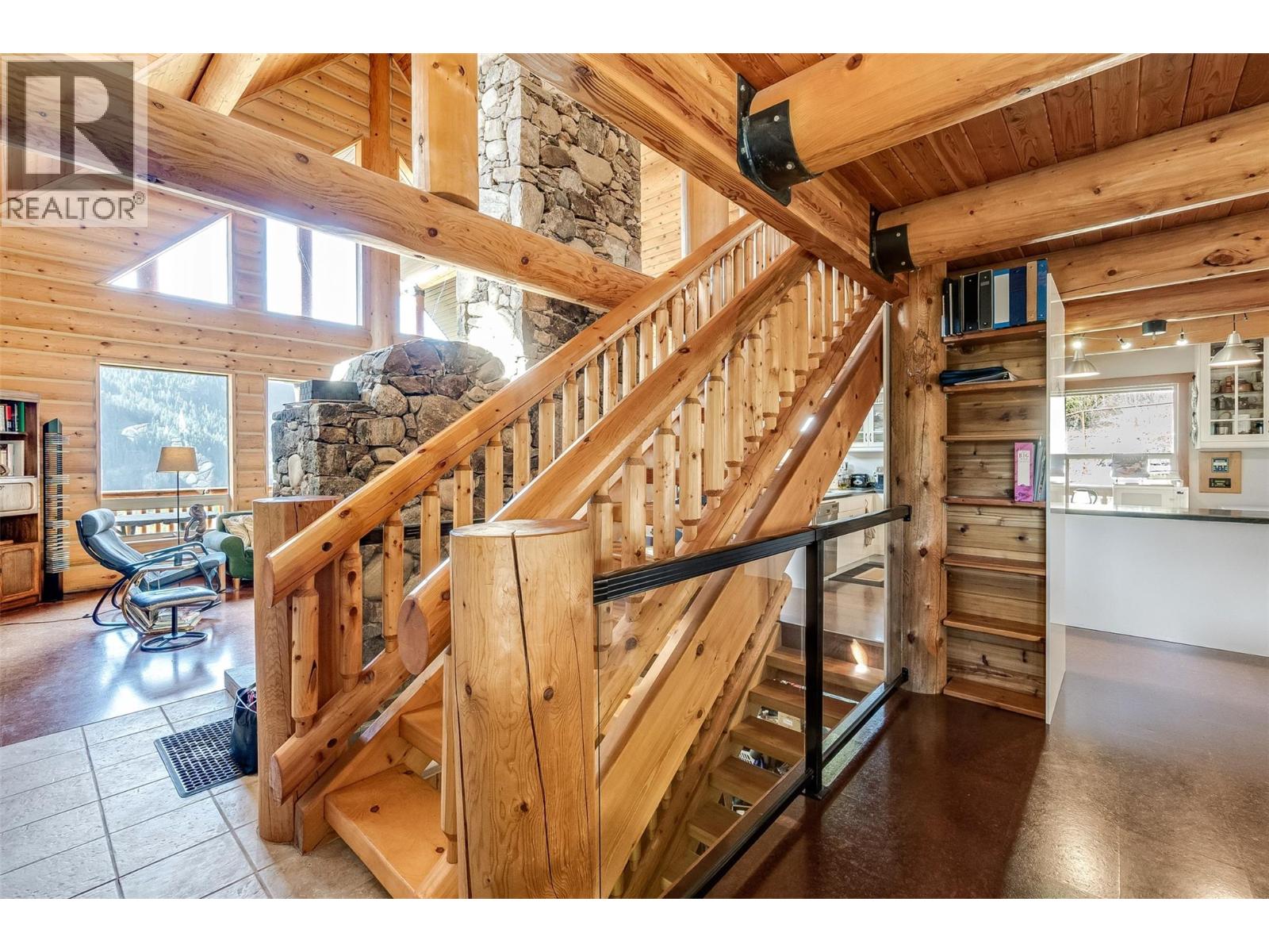 4761 Slocan River Road Property Photo 31