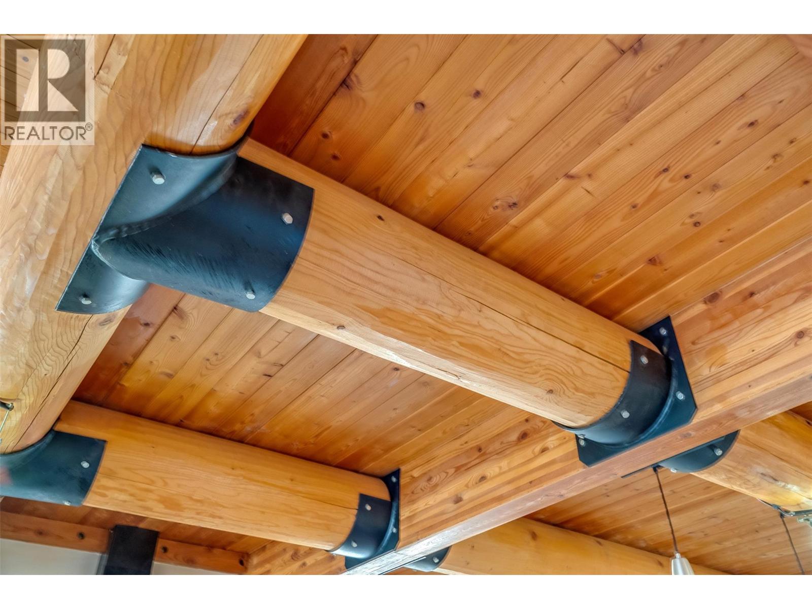 4761 Slocan River Road Property Photo 32