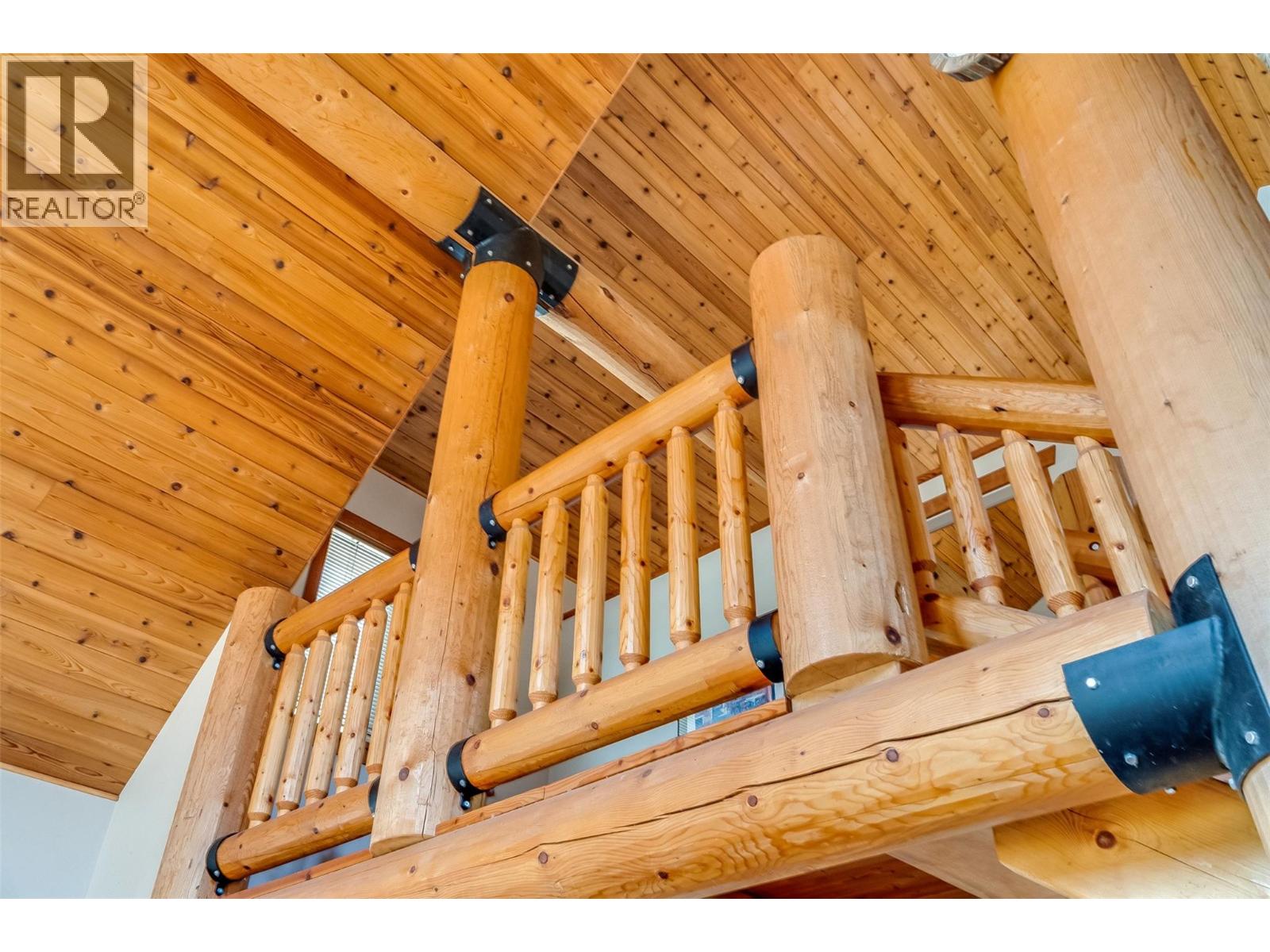 4761 Slocan River Road Property Photo 33