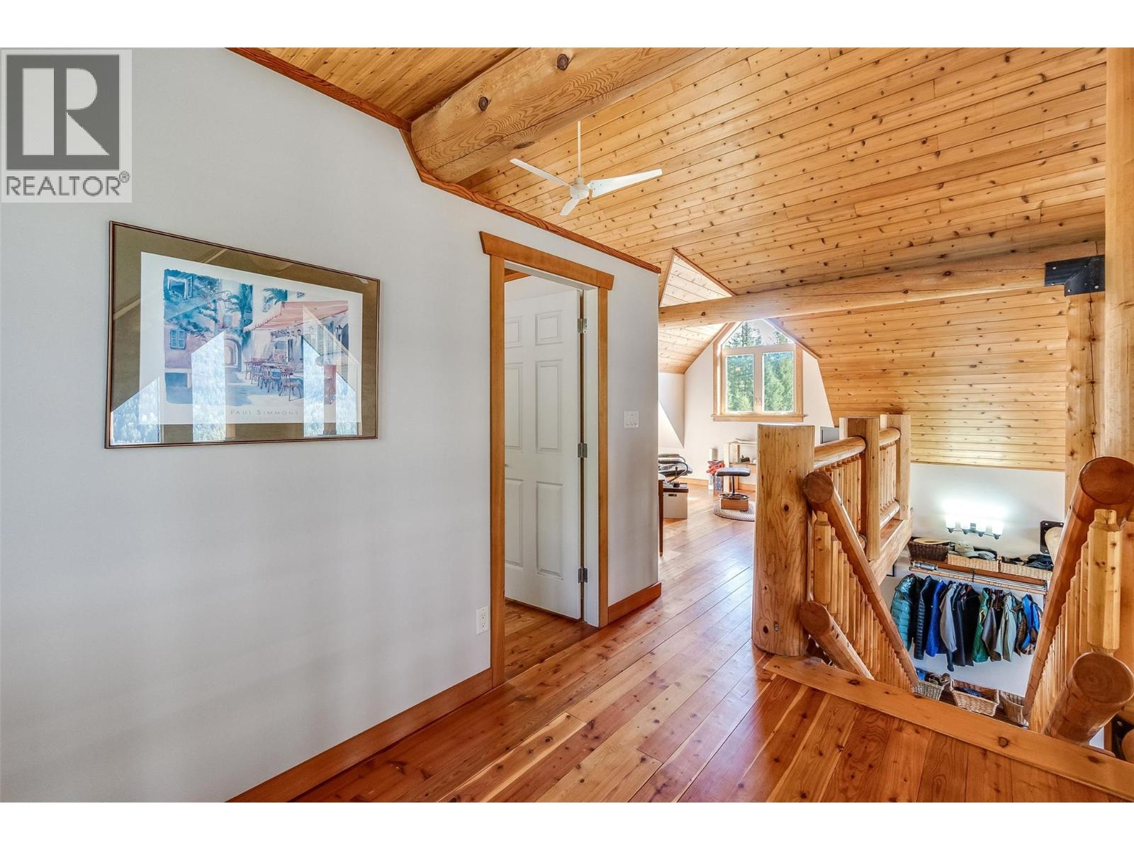 4761 Slocan River Road Property Photo 34