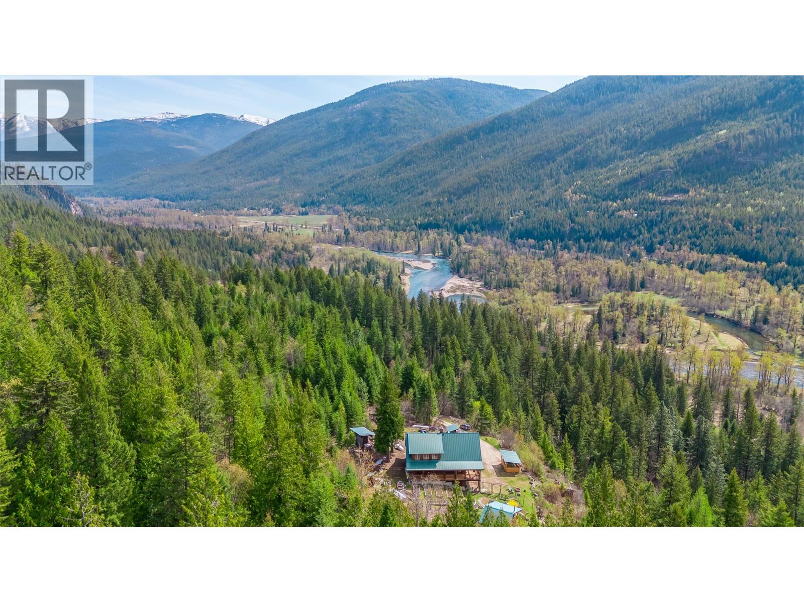 4761 Slocan River Road Property Photo 65