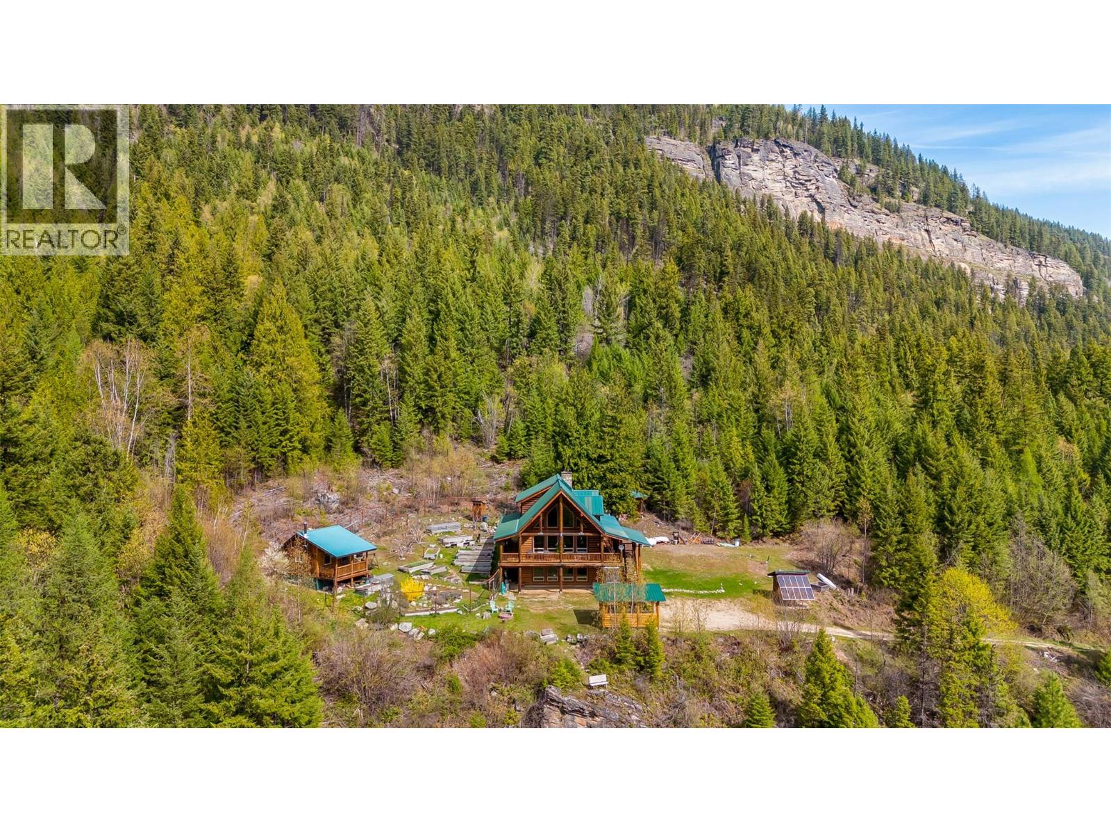 4761 Slocan River Road Property Photo 72