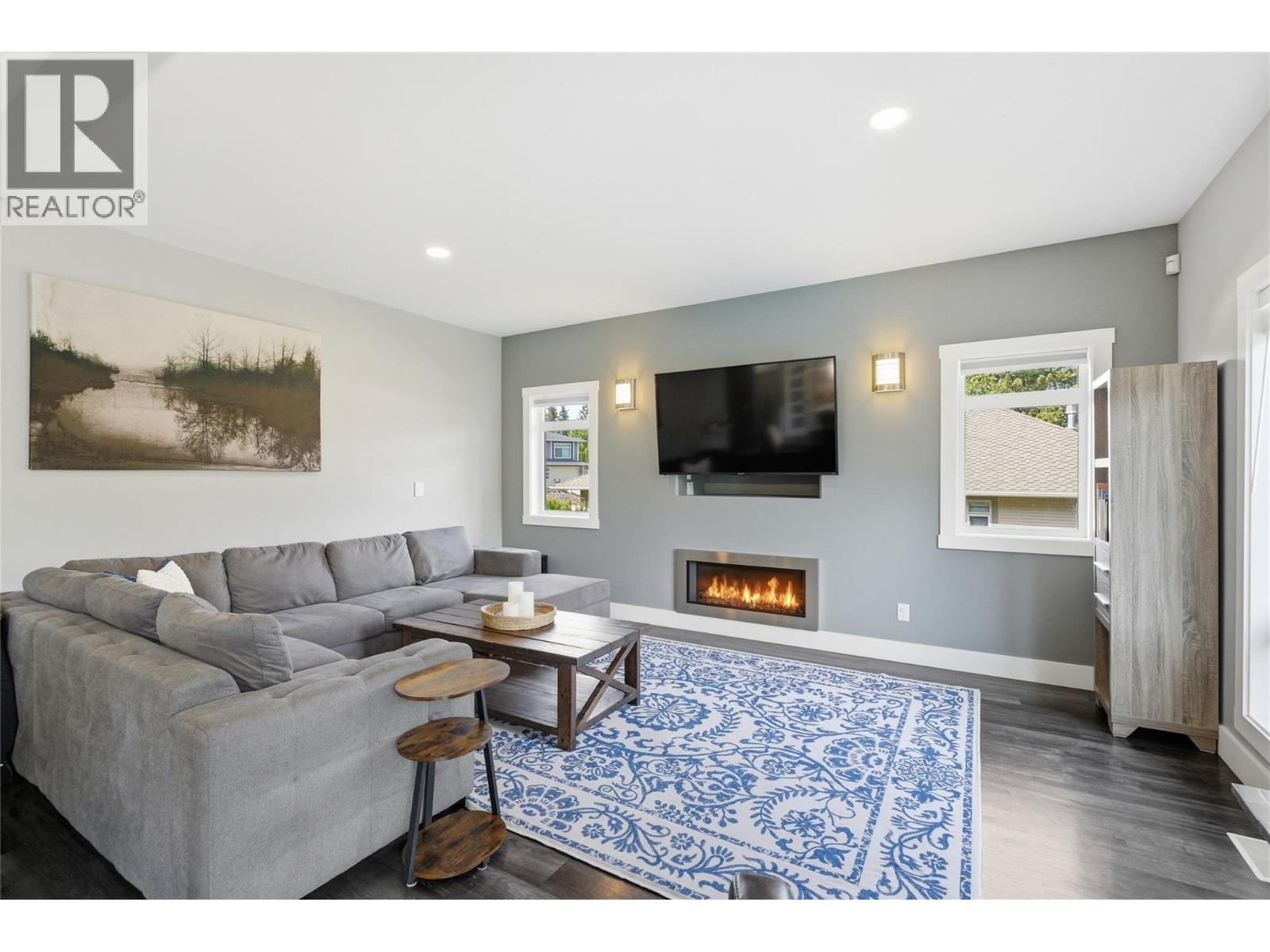 2790 Mountview Drive Property Photo 34