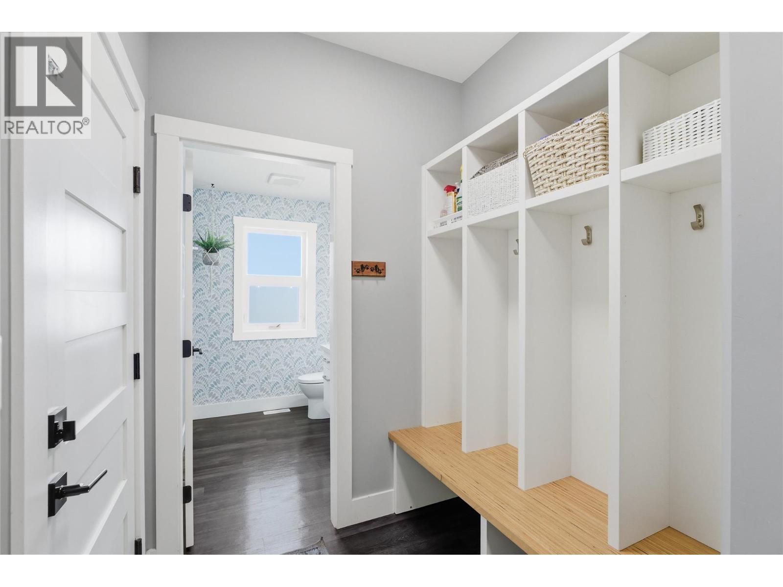 2790 Mountview Drive Property Photo 38