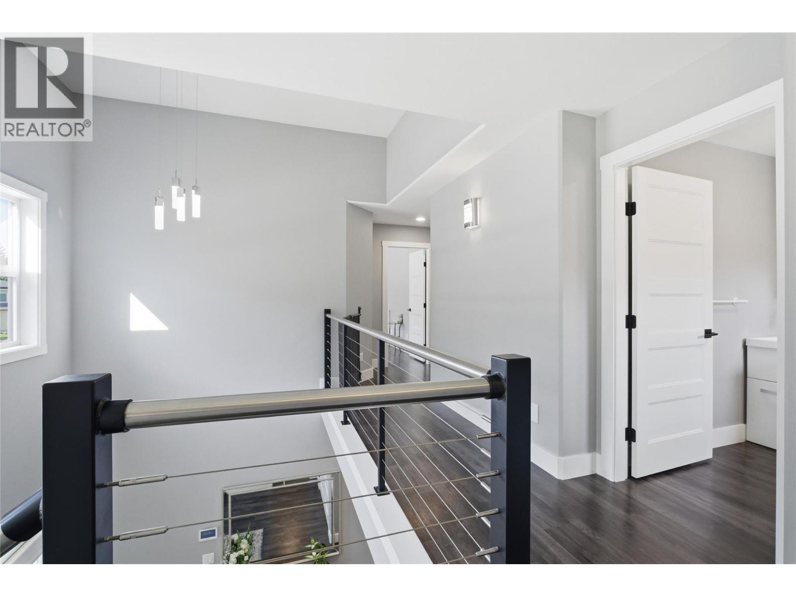 2790 Mountview Drive Property Photo 46