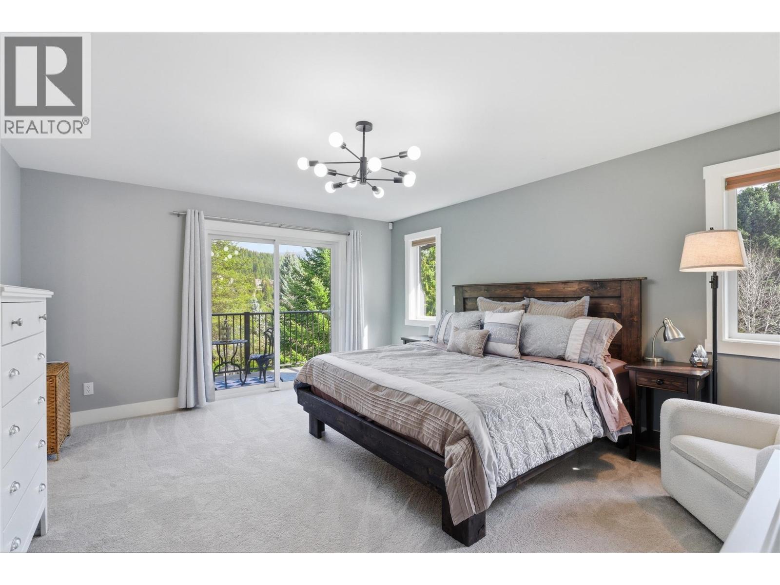 2790 Mountview Drive Property Photo 49