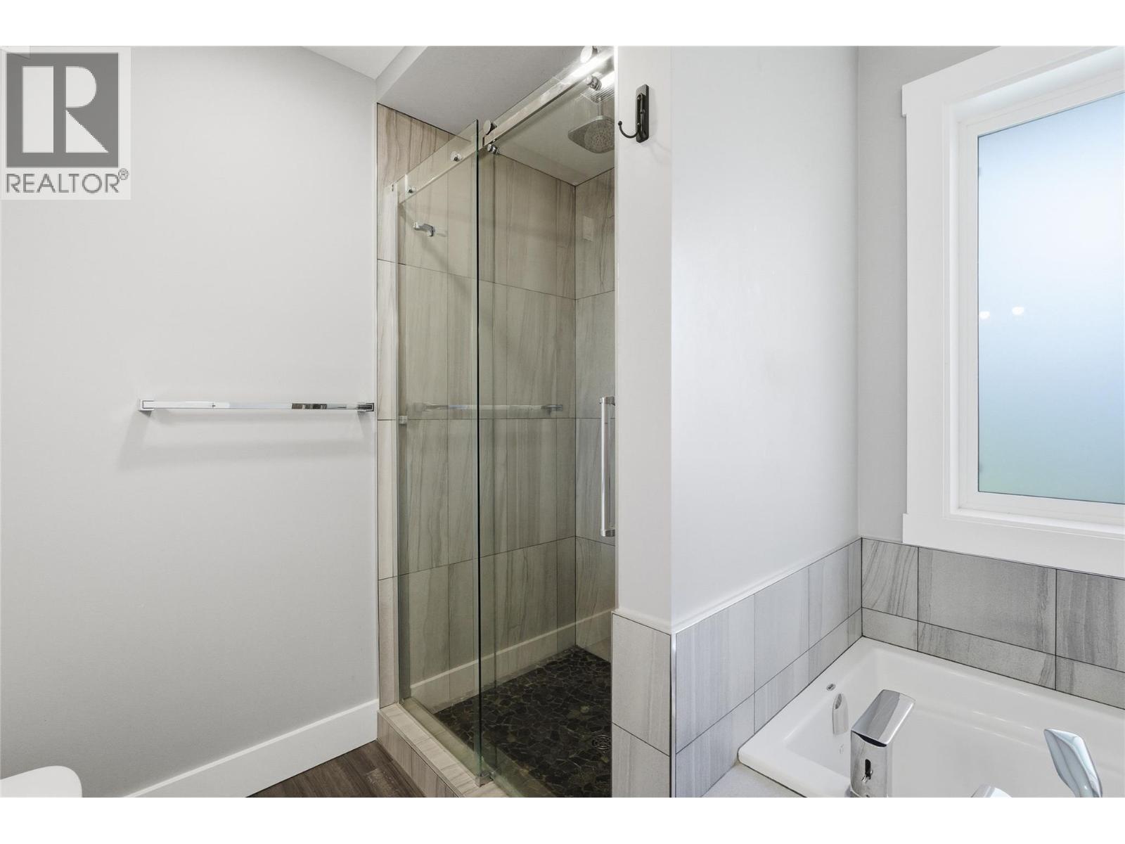 2790 Mountview Drive Property Photo 58