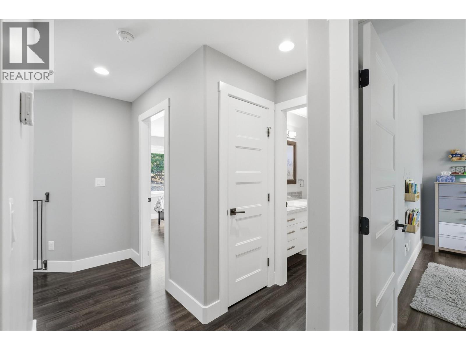2790 Mountview Drive Property Photo 64