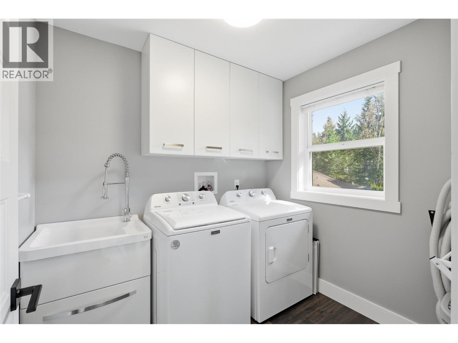 2790 Mountview Drive Property Photo 67