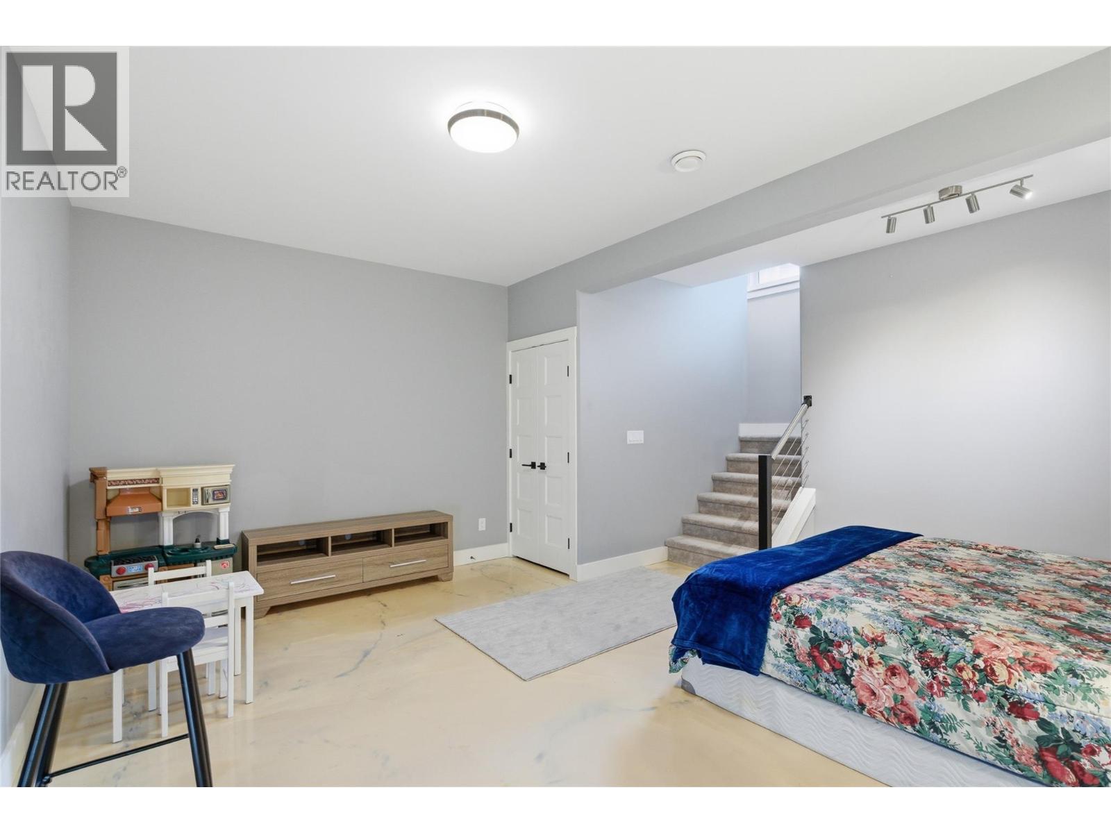 2790 Mountview Drive Property Photo 69