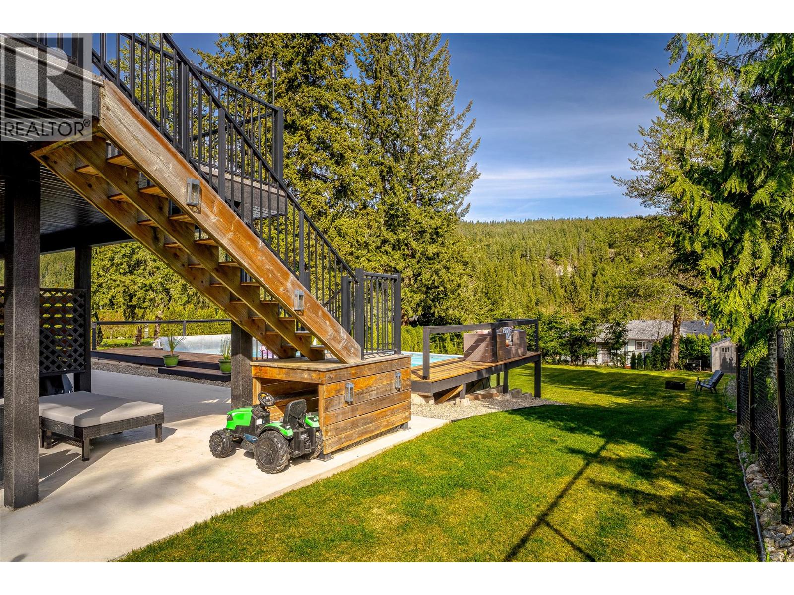 2790 Mountview Drive Property Photo 81