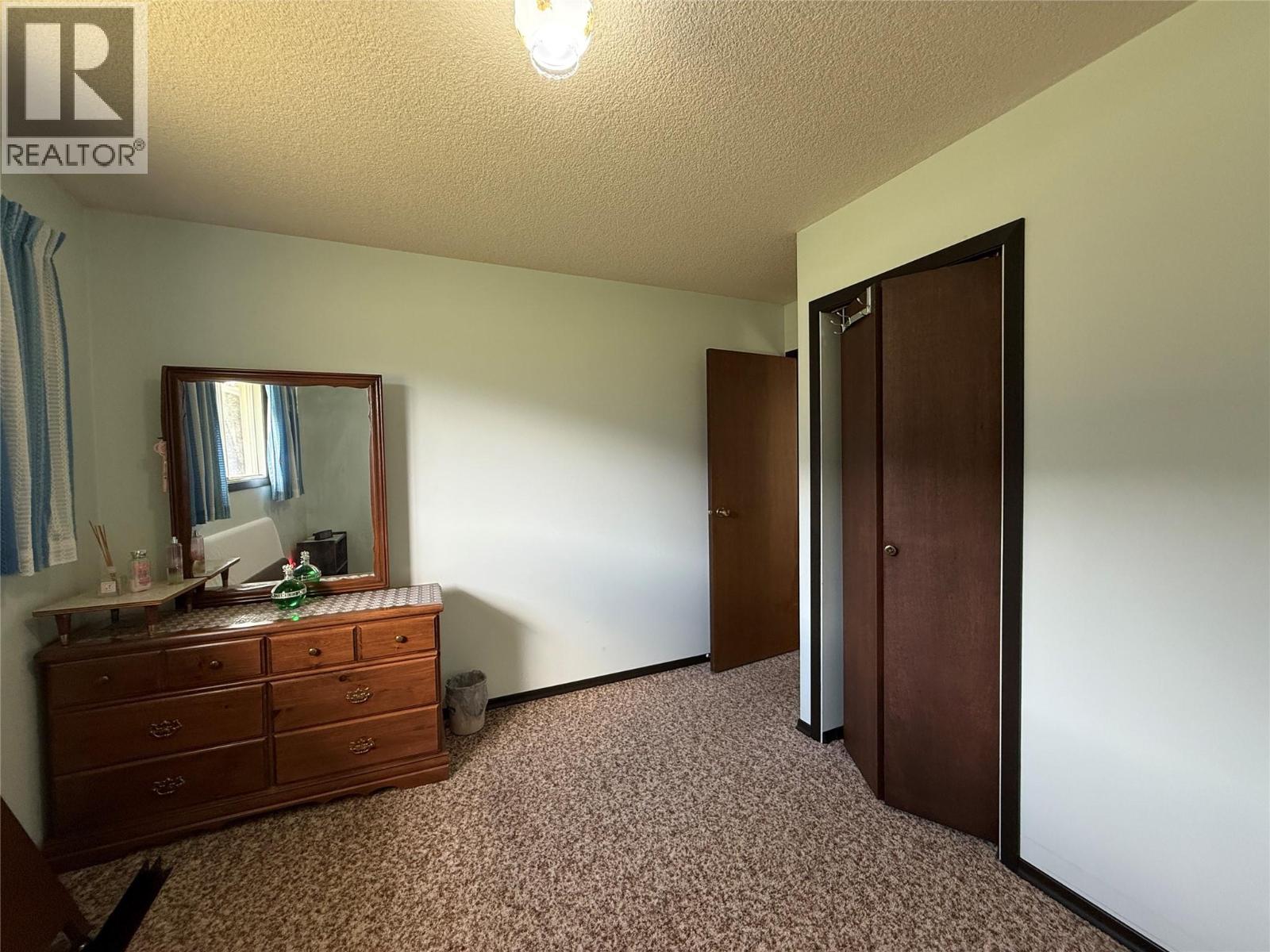 6915 Kimoff Road Property Photo 27