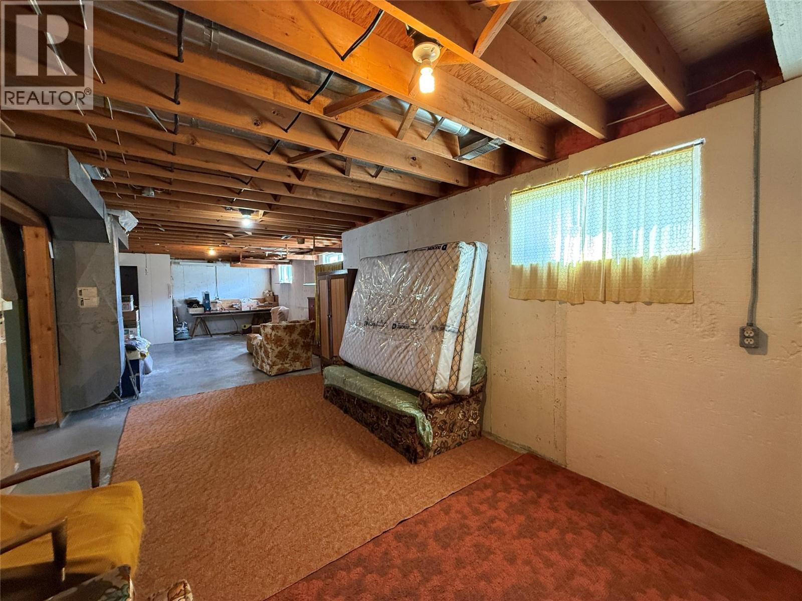 6915 Kimoff Road Property Photo 33