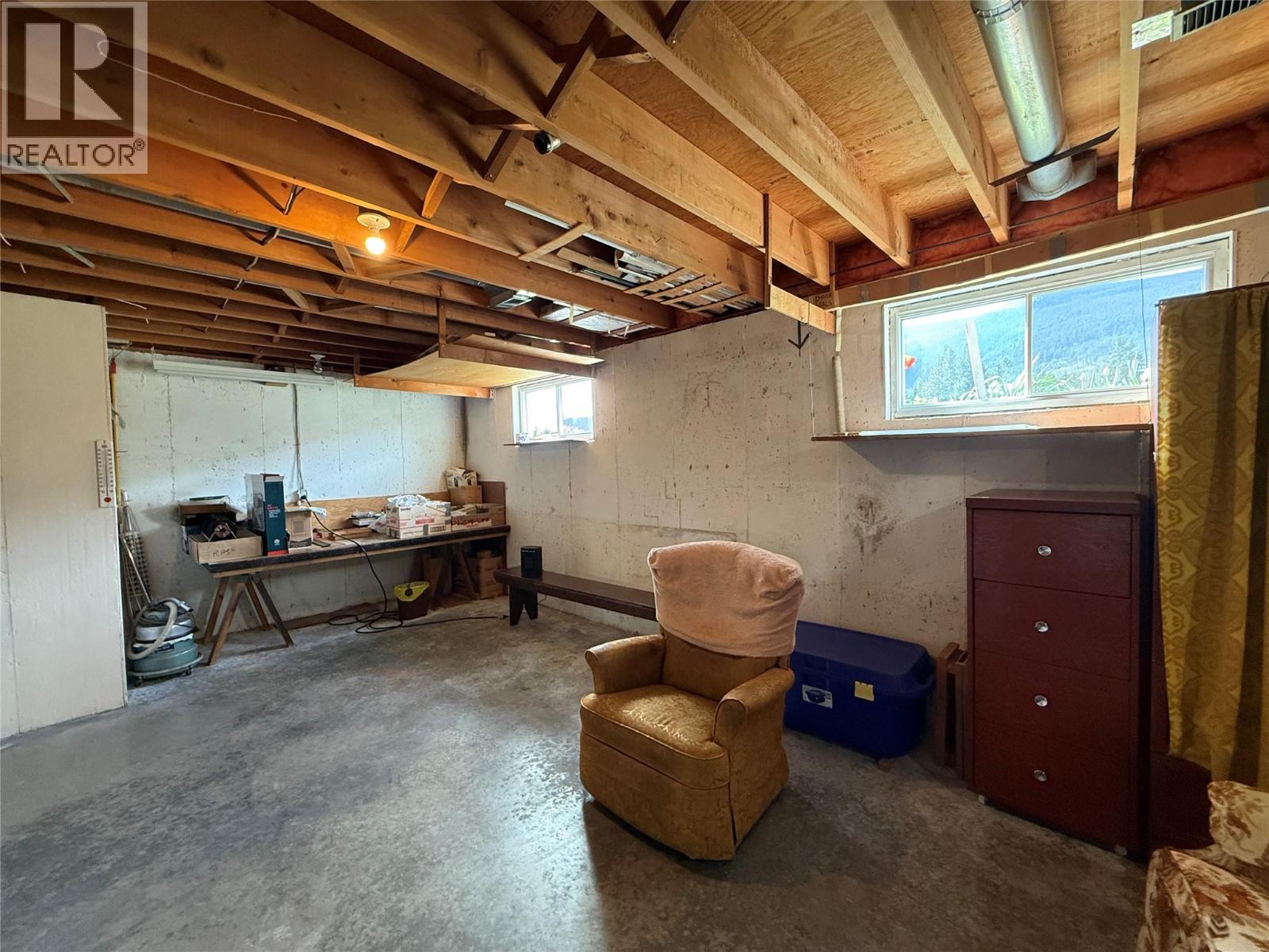 6915 Kimoff Road Property Photo 34