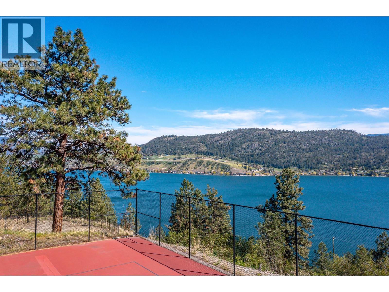 8808 Tavistock Road Property Photo 14