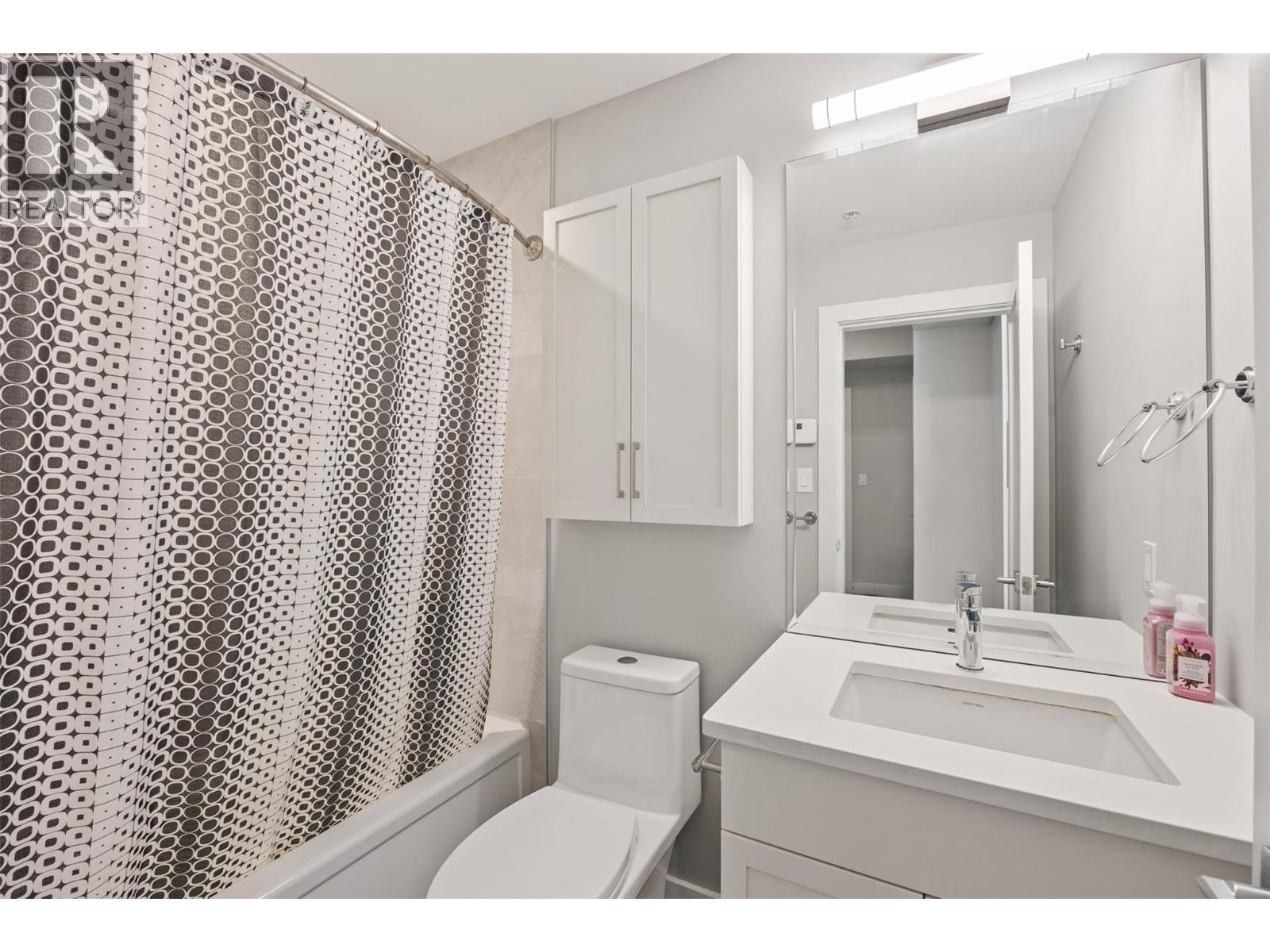 875 University Drive Unit# 207 Property Photo 25
