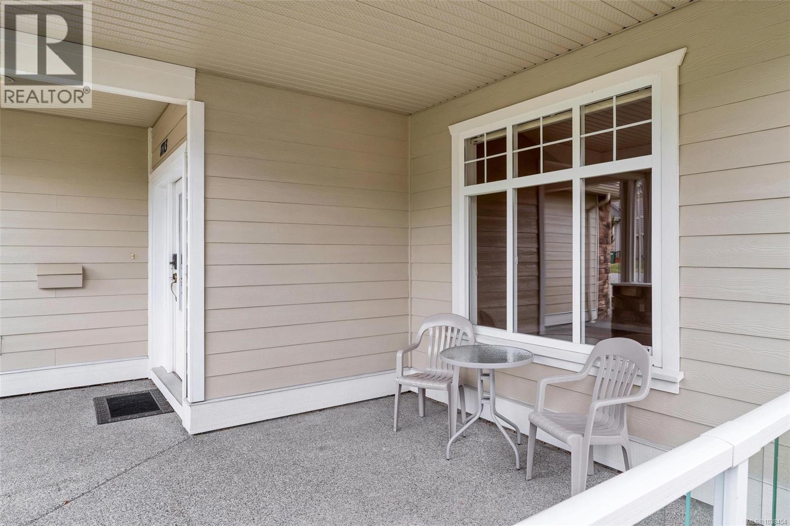 1713 Mamich Cir Property Photo 4