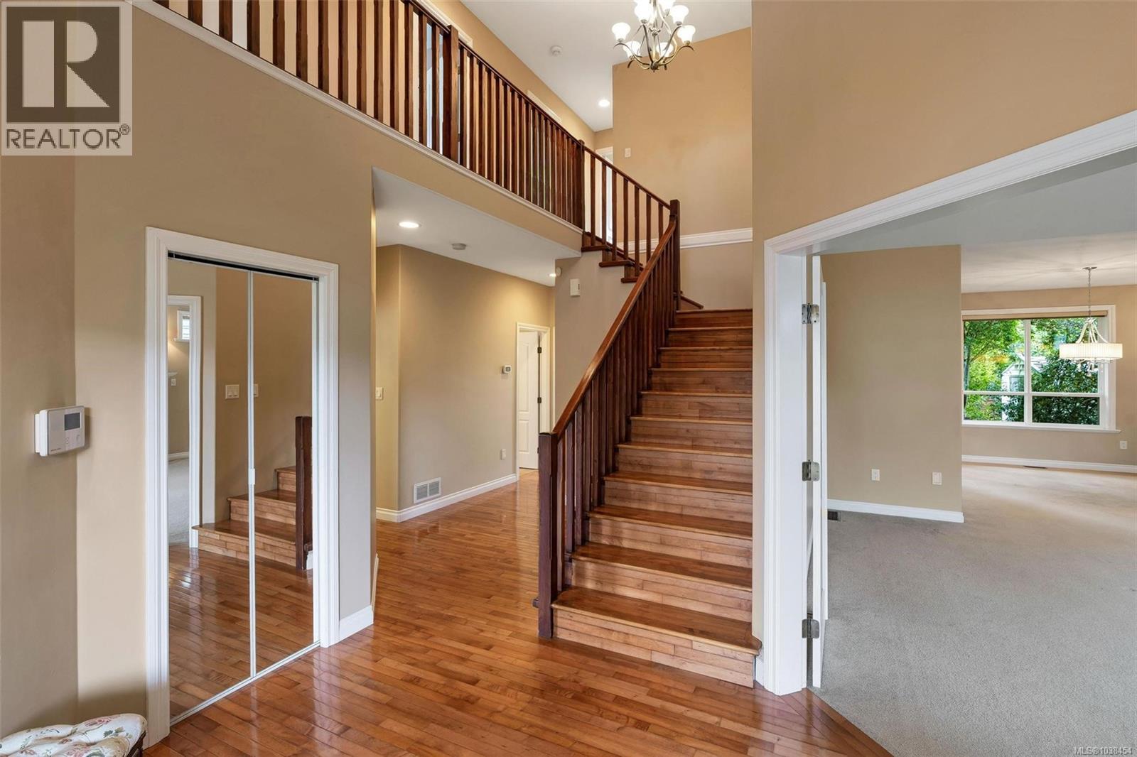 1713 Mamich Cir Property Photo 8