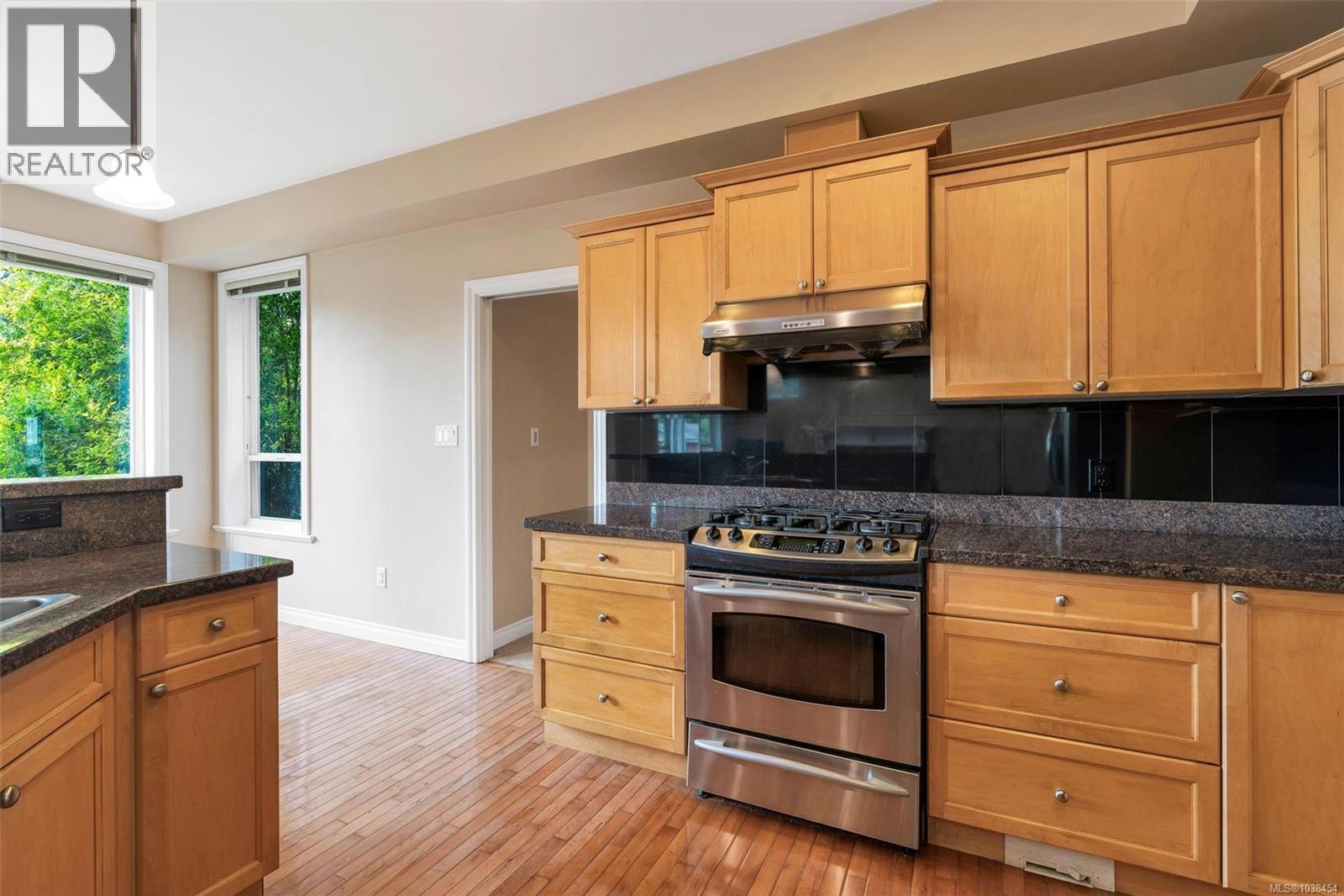 1713 Mamich Cir Property Photo 21