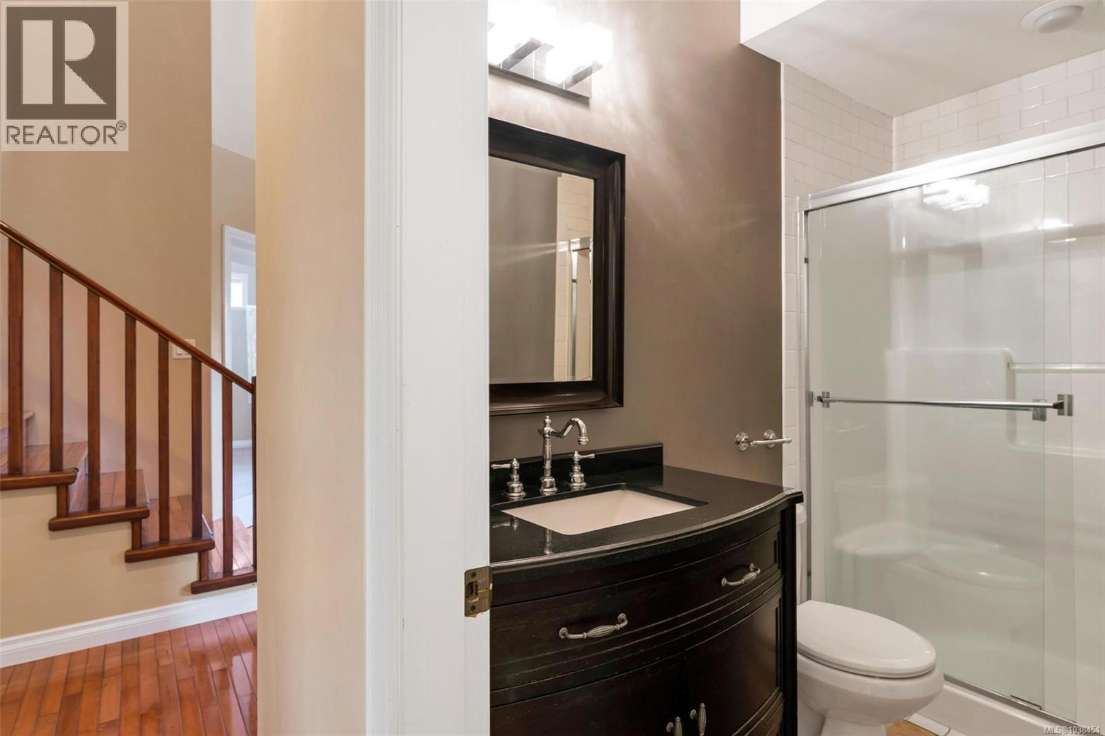 1713 Mamich Cir Property Photo 35