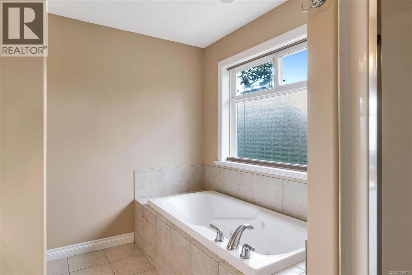 1713 Mamich Cir Property Photo 43