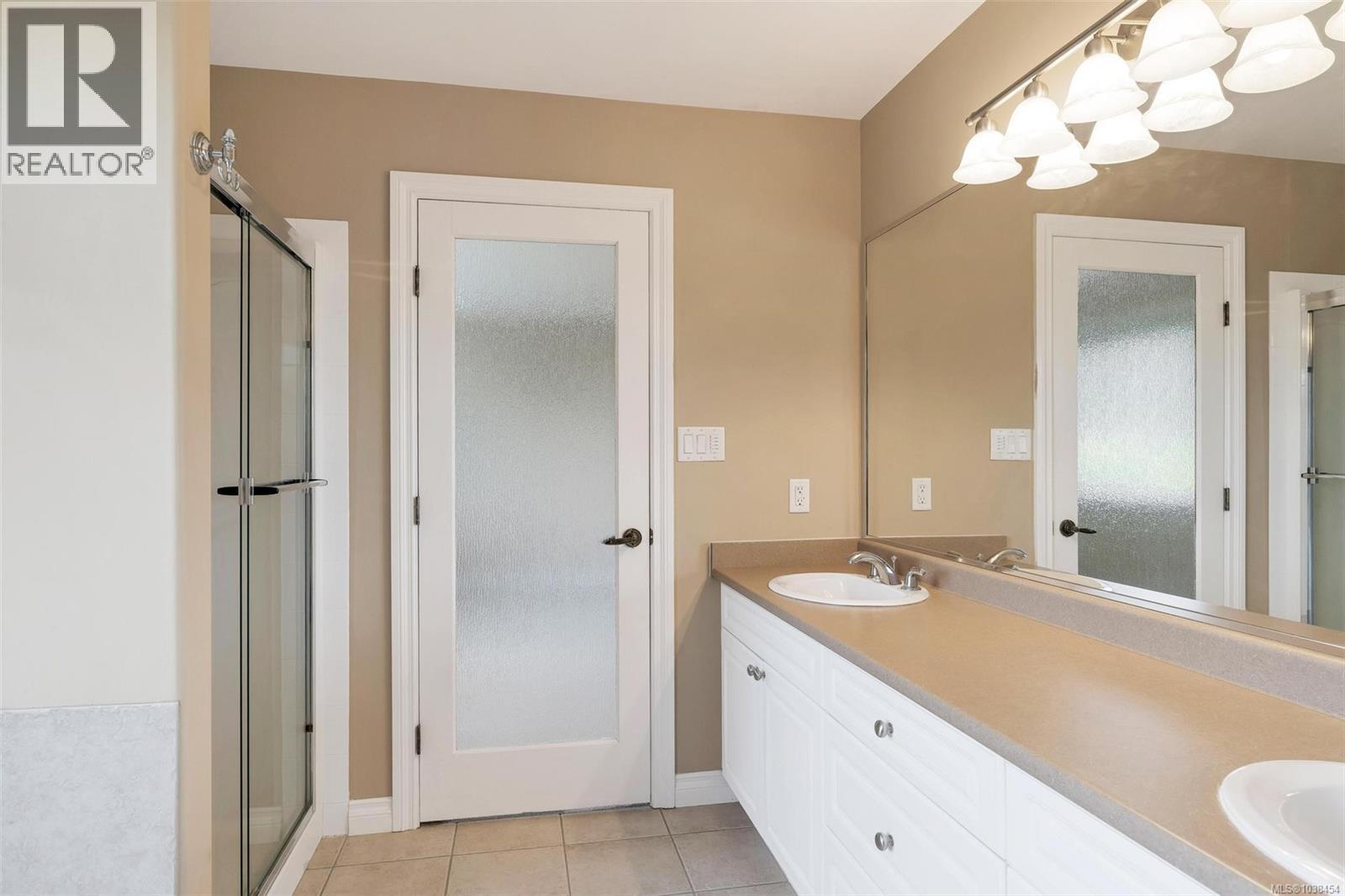 1713 Mamich Cir Property Photo 44