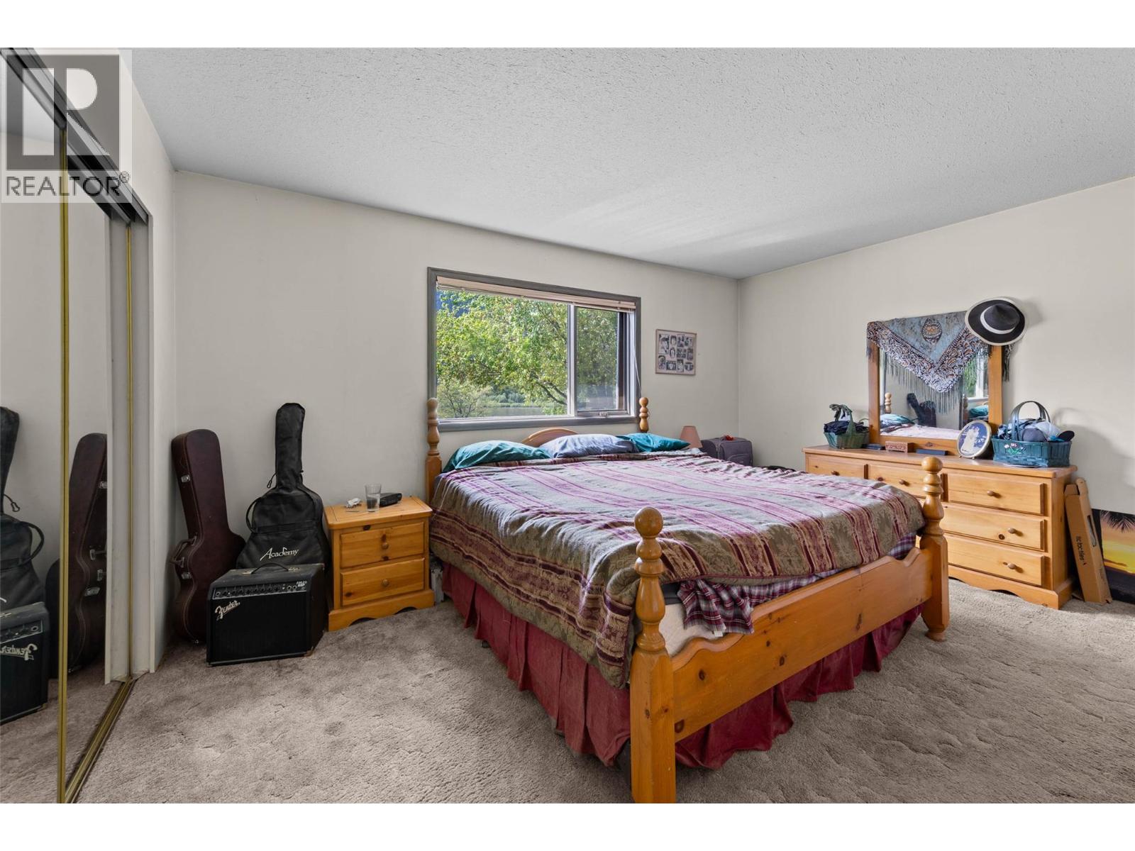 8717 Veteran Road Property Photo 22