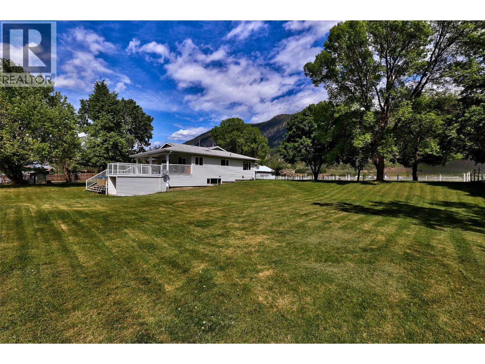 8717 Veteran Road Property Photo 30