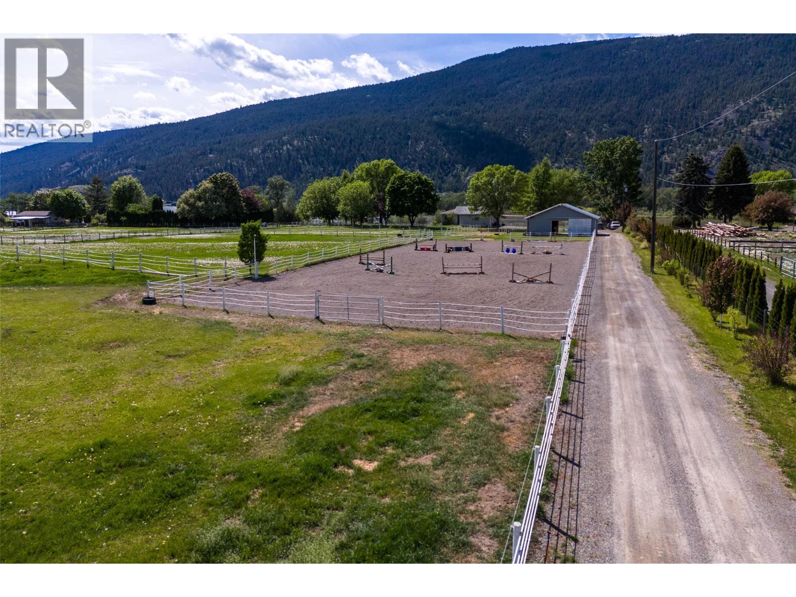 8717 Veteran Road Property Photo 48