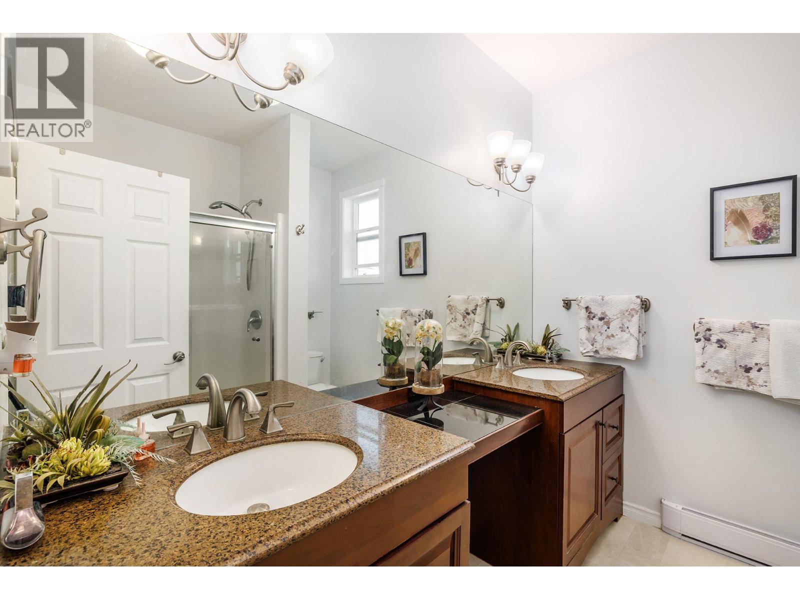 120 Deer Street Property Photo 13