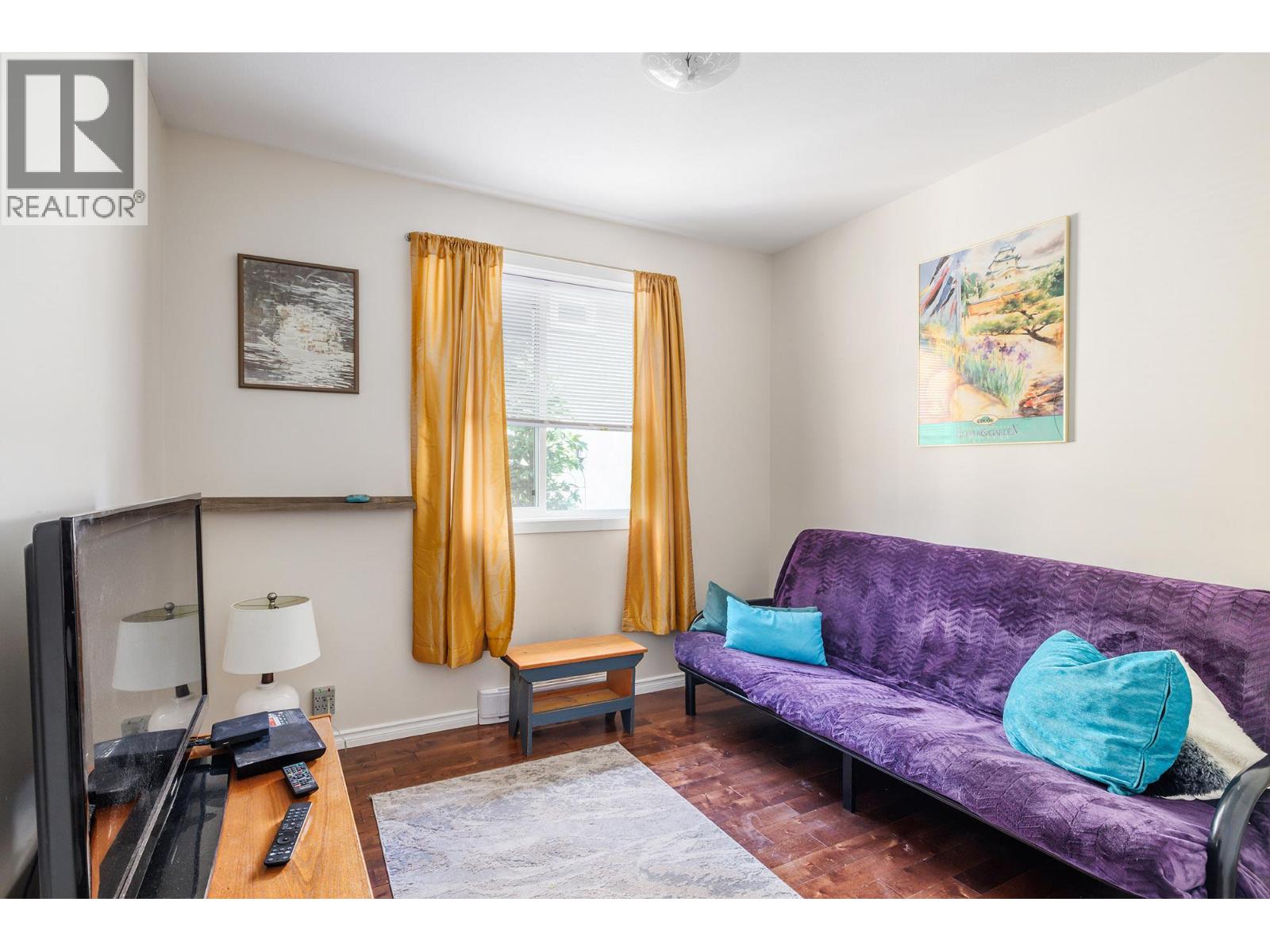 120 Deer Street Property Photo 14