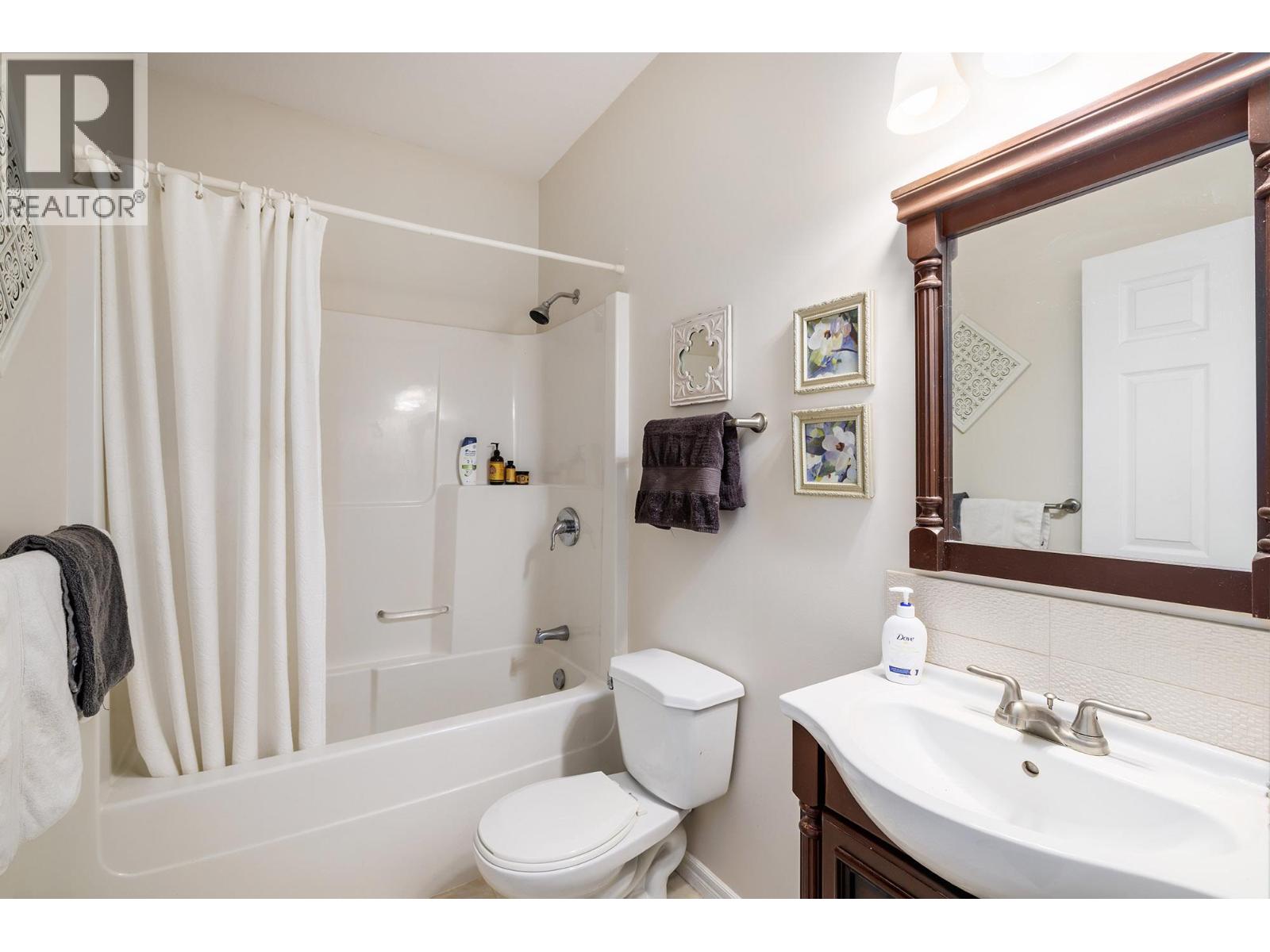 120 Deer Street Property Photo 16