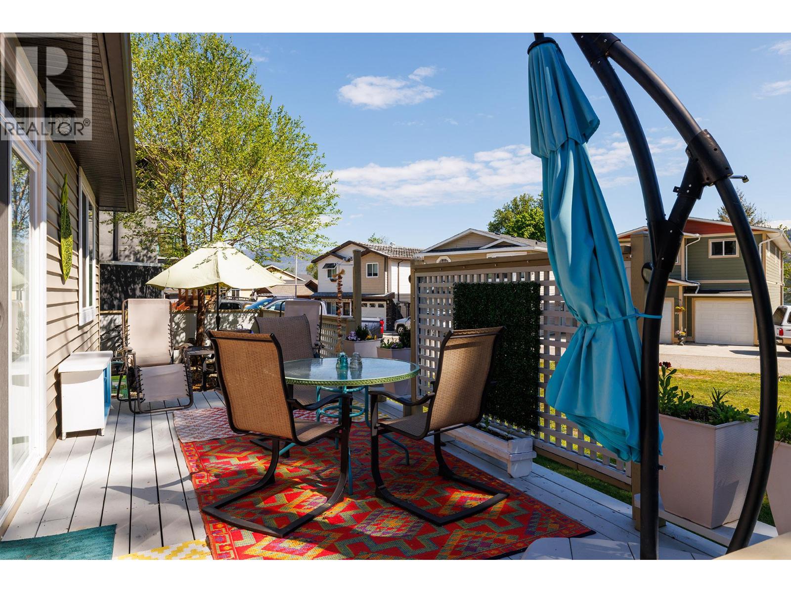 120 Deer Street Property Photo 22