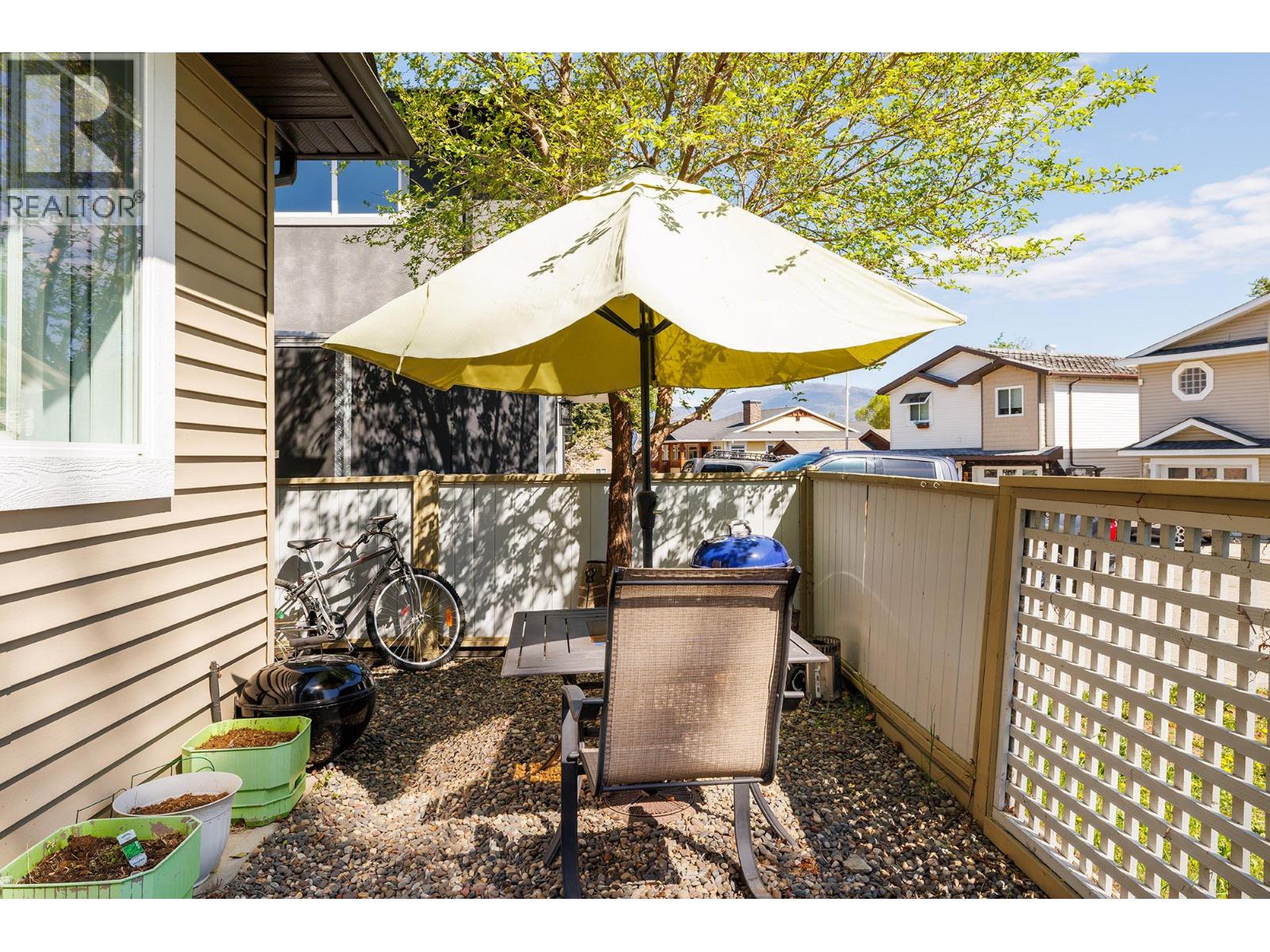 120 Deer Street Property Photo 23