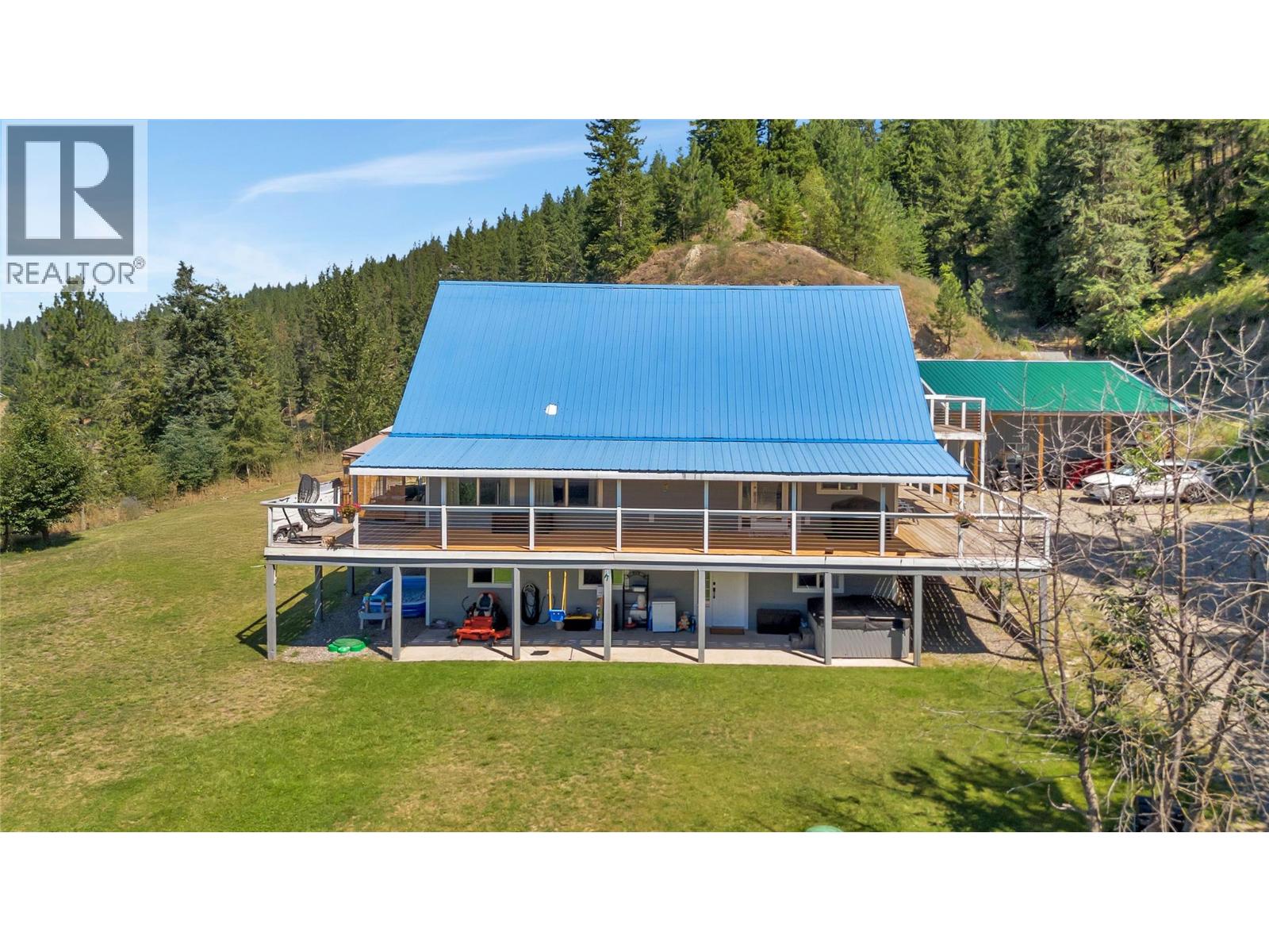 2621 Salmon River Road Property Photo 2