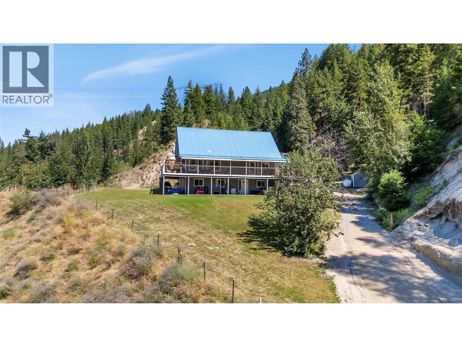 2621 Salmon River Road Property Photo 11