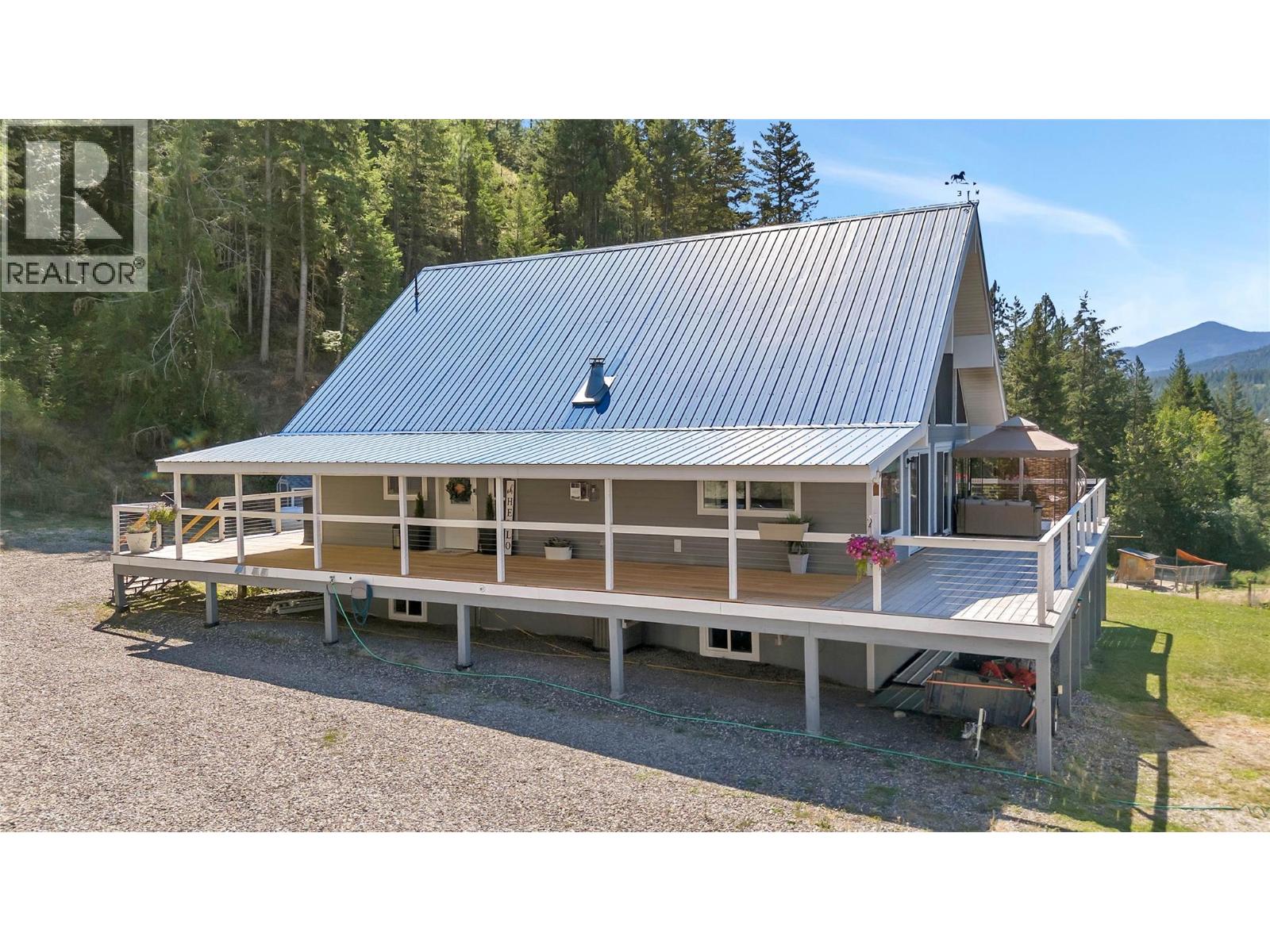 2621 Salmon River Road Property Photo 14