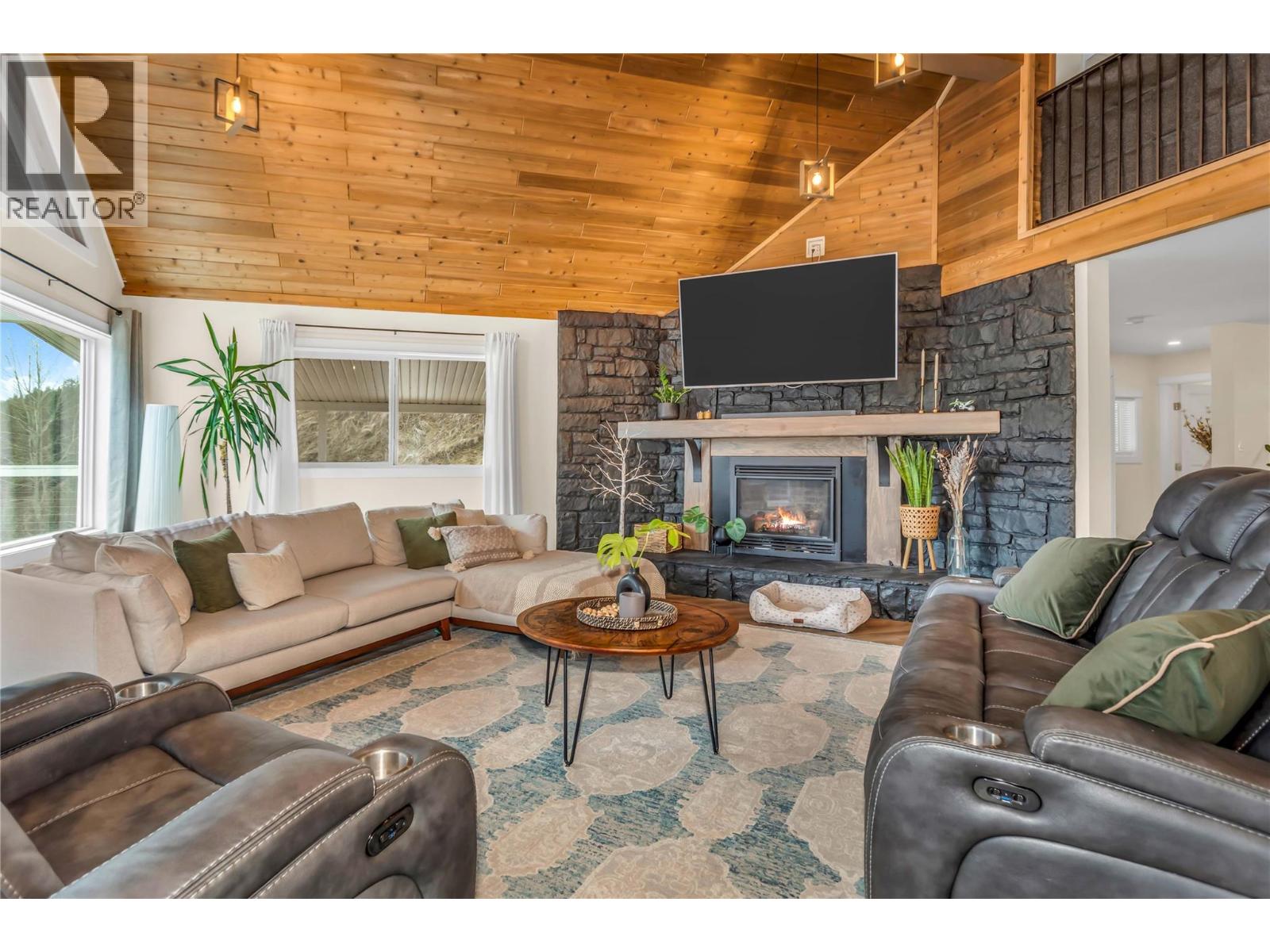 2621 Salmon River Road Property Photo 29