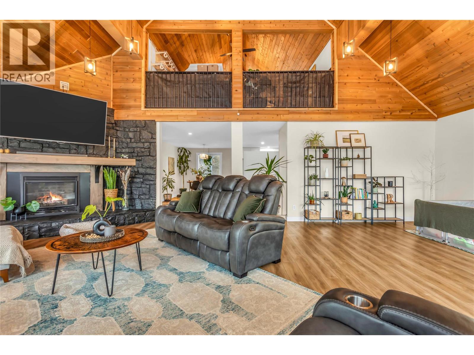 2621 Salmon River Road Property Photo 30