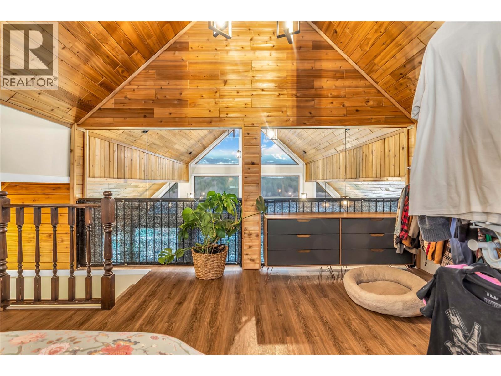 2621 Salmon River Road Property Photo 31