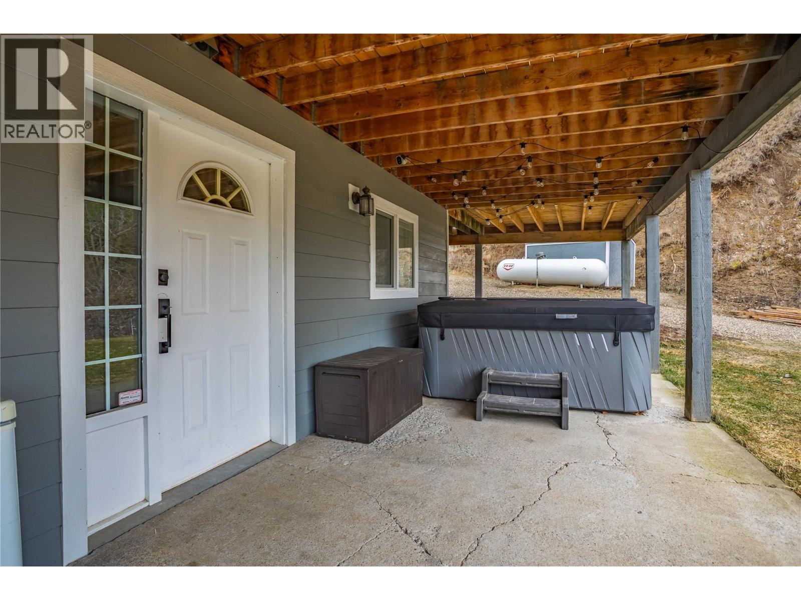 2621 Salmon River Road Property Photo 38