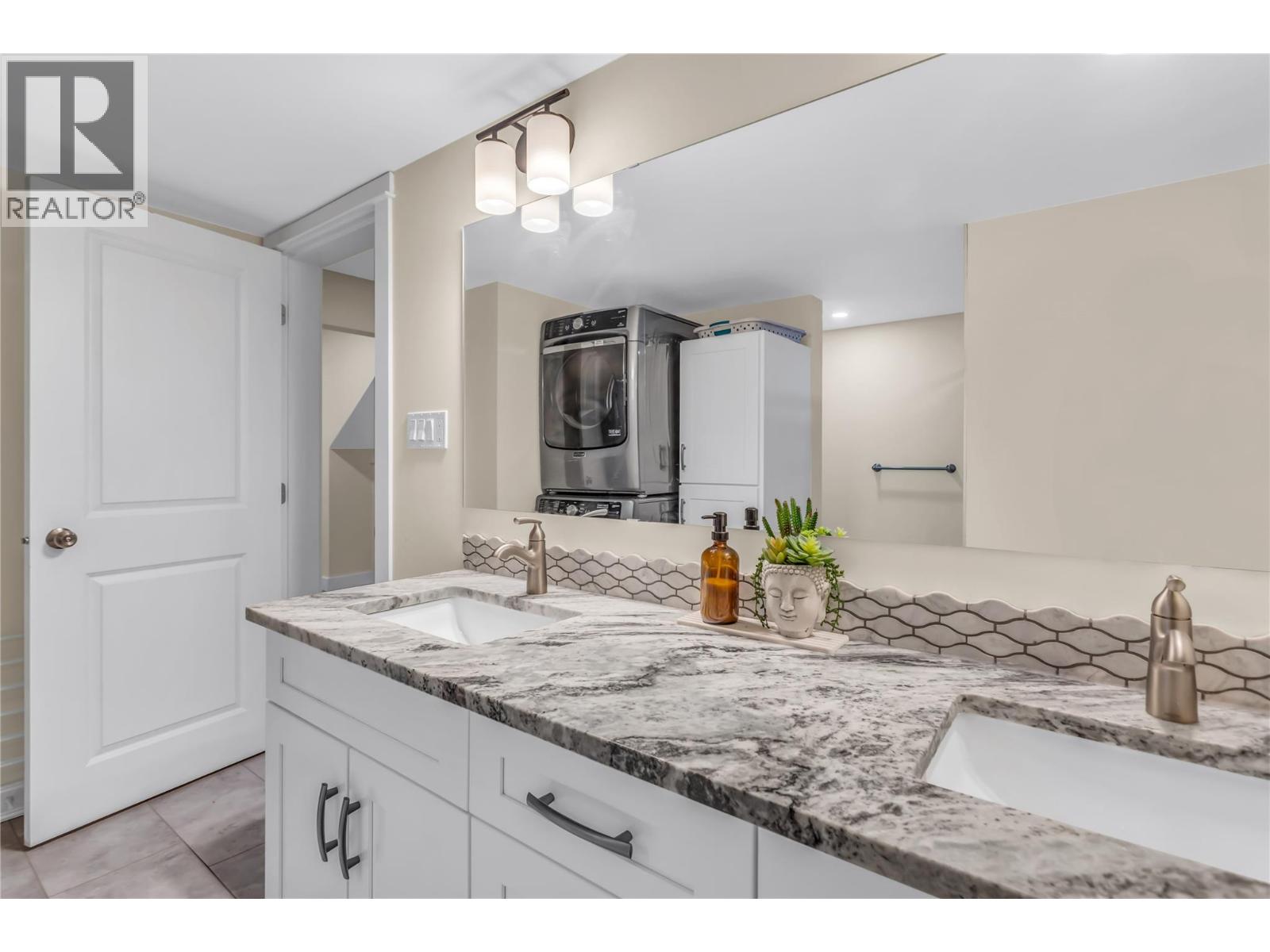 2621 Salmon River Road Property Photo 42