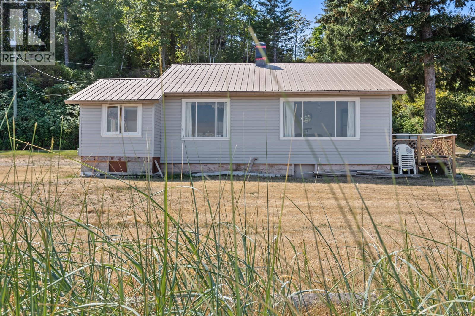 1494 Wilkinson Rd Property Photo 6
