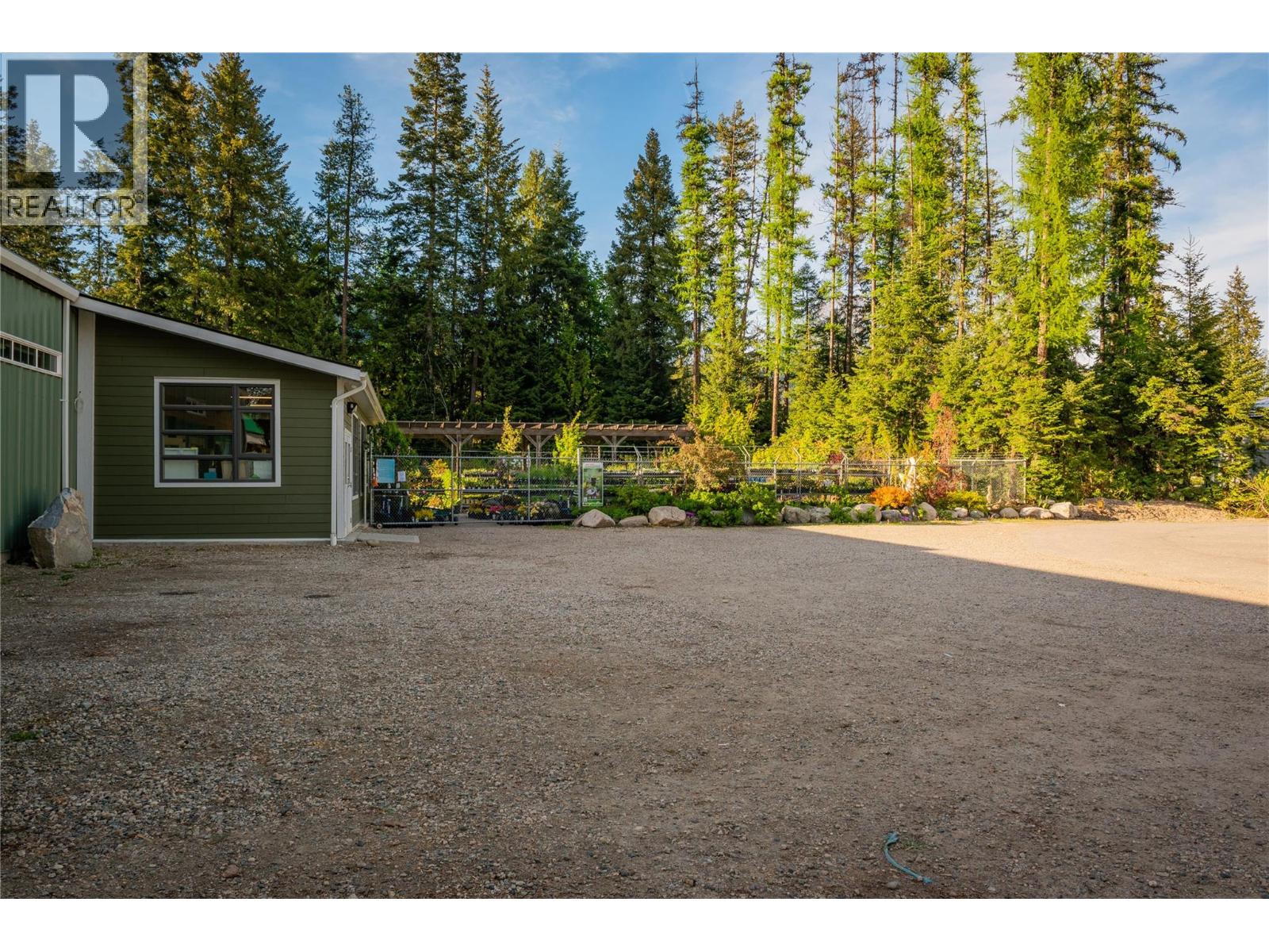 2811 Popoff Road Property Photo 9