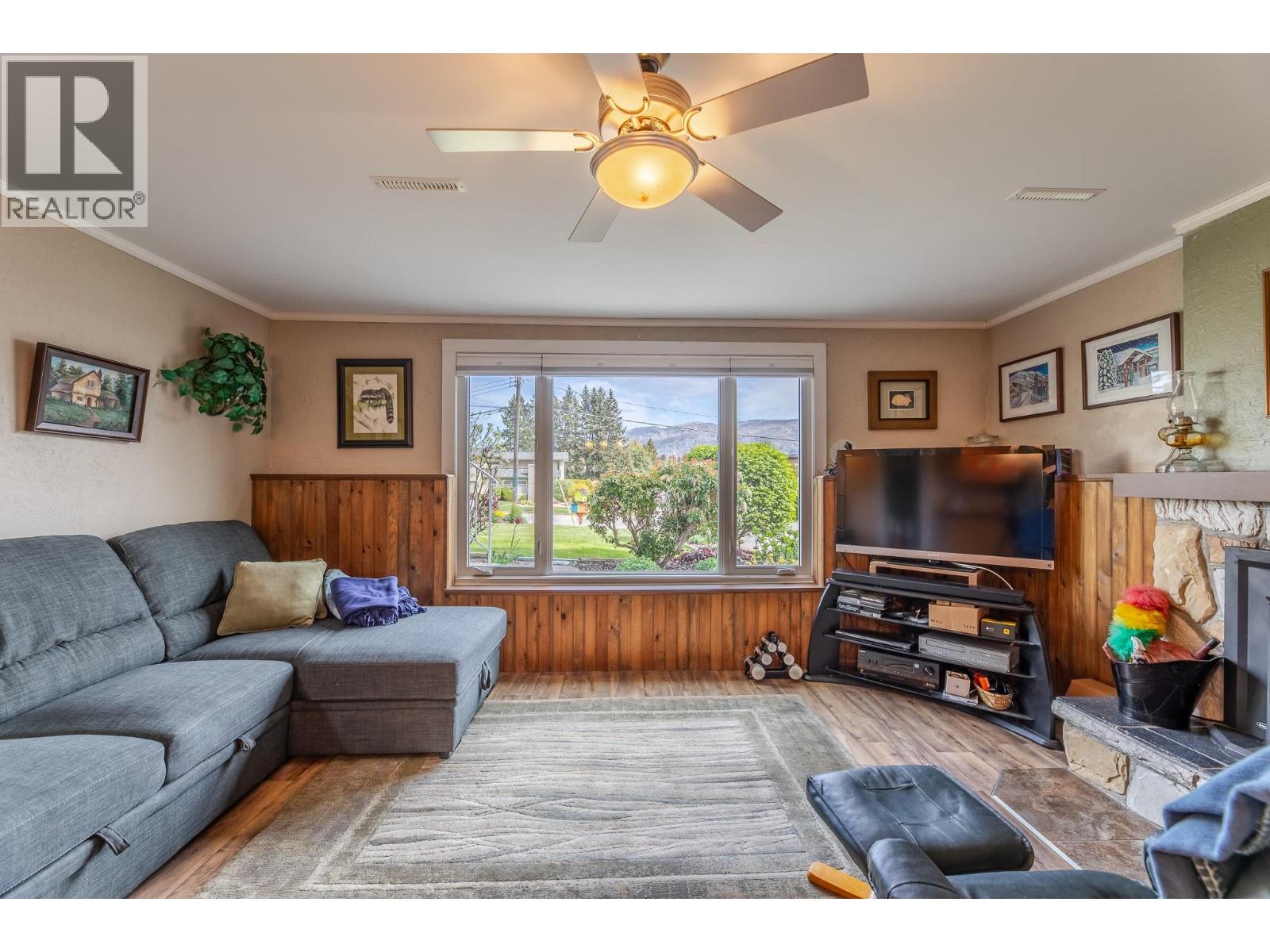 7315 Higgin Avenue Property Photo 25
